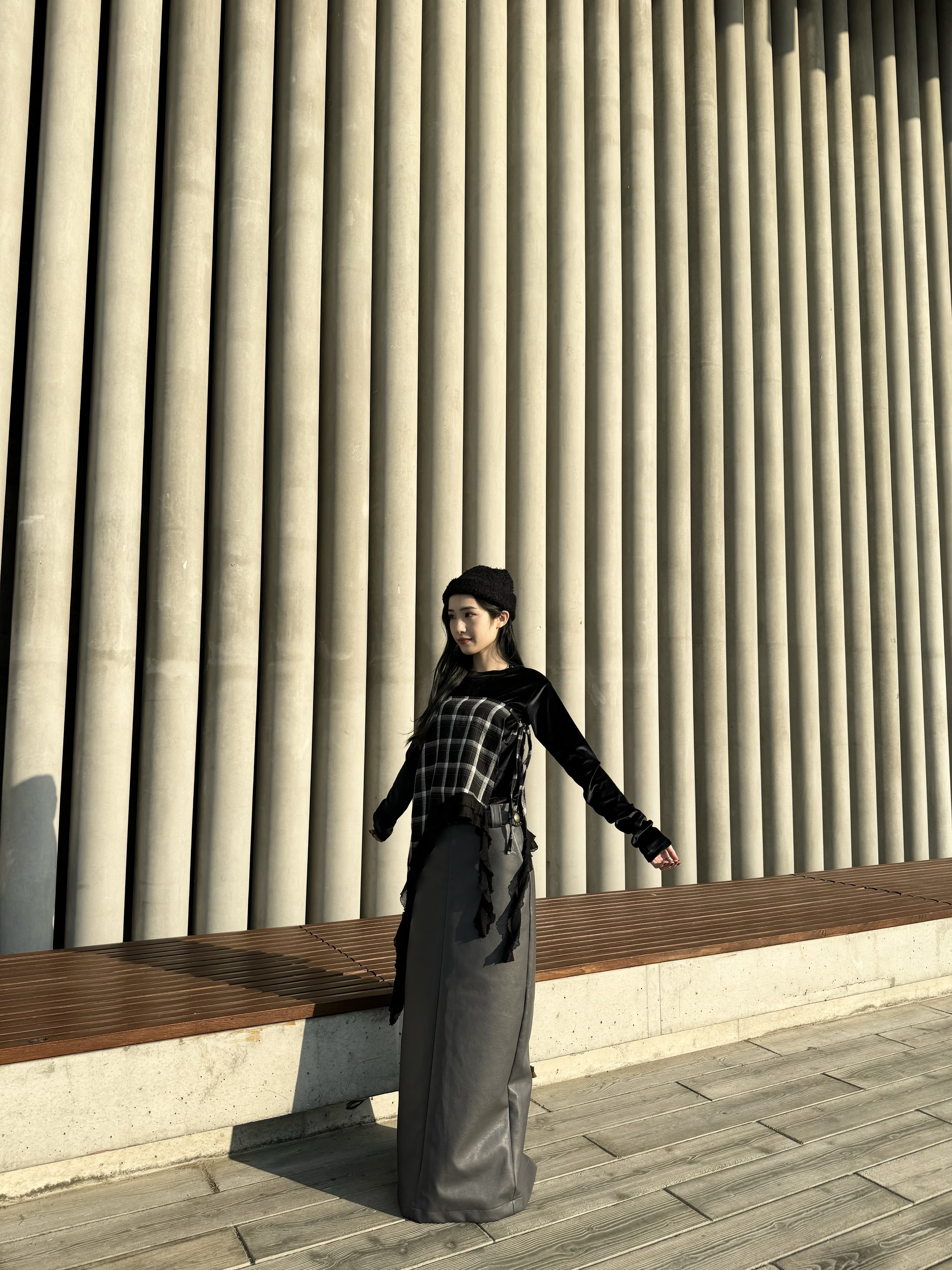 推薦高個子！顯瘦後開叉皮裙