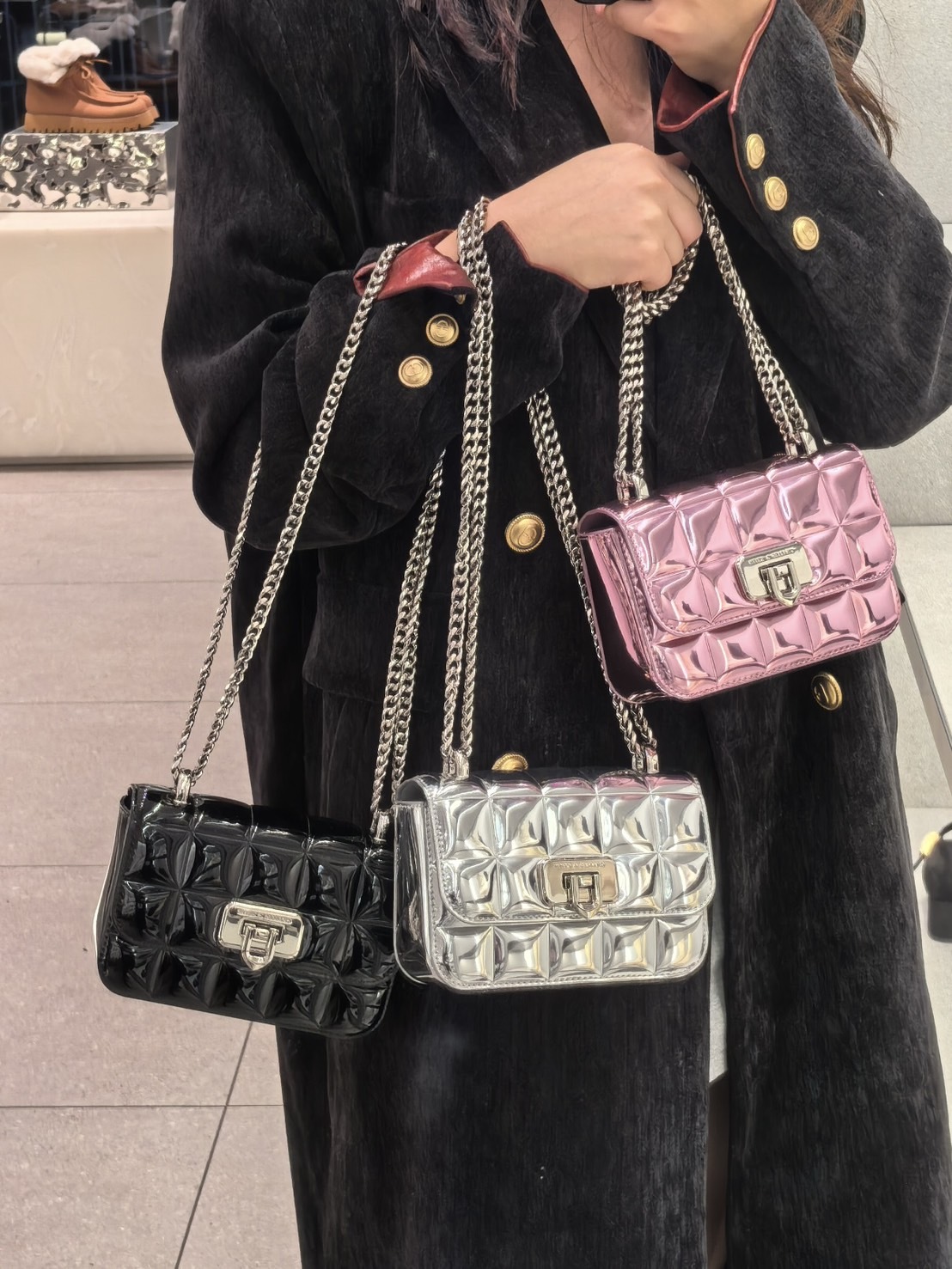 <聖誕限定>CHARLES ＆ KEITH MATINA 小CK 限定款 鏡面菱格包