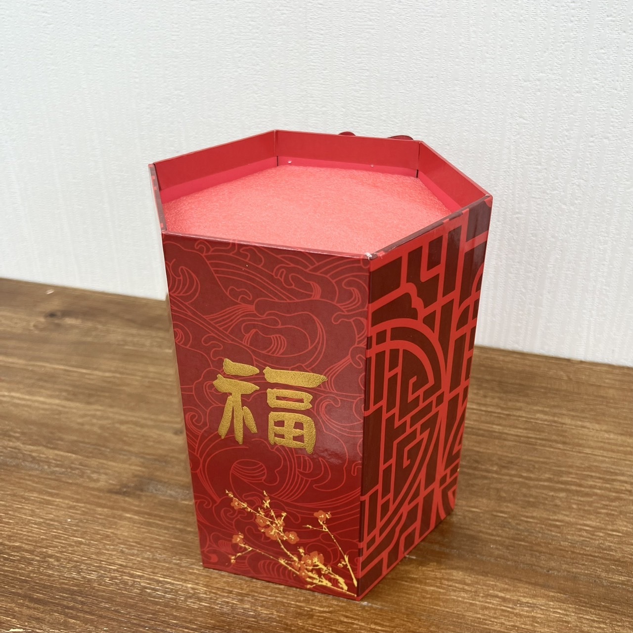 新年送福抱抱桶