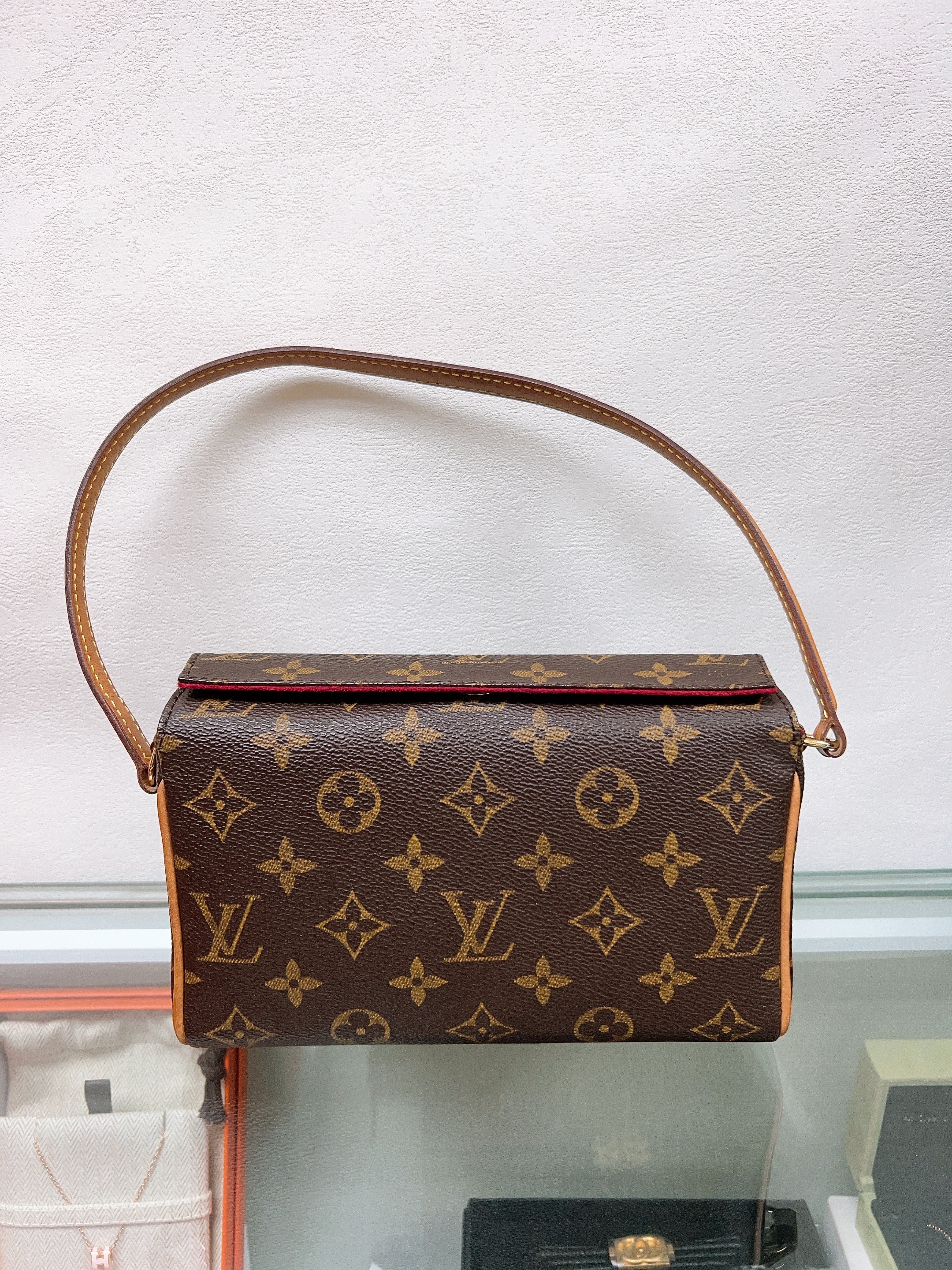 Lv recital bag (表參道限量版盒子)