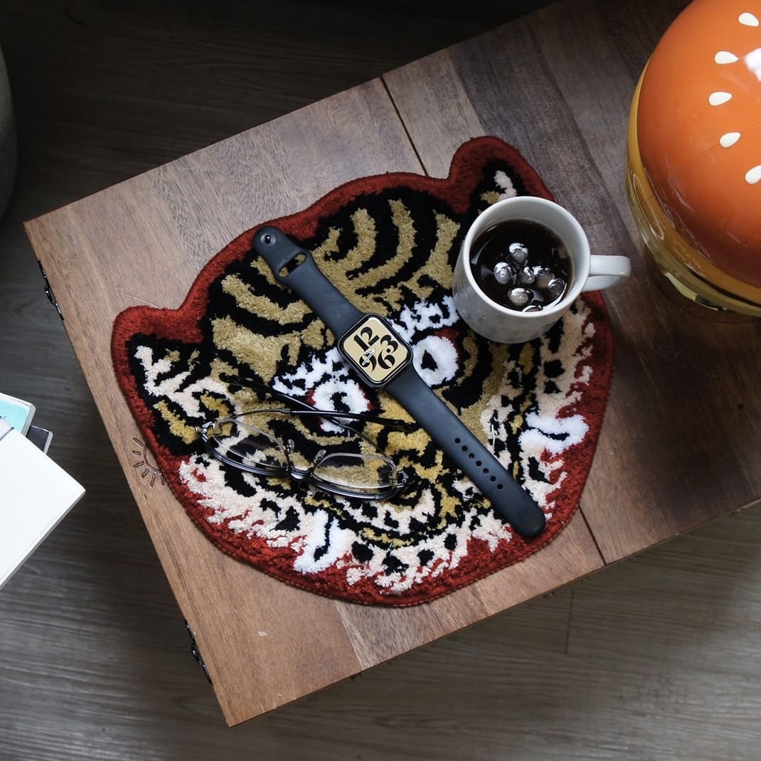 【現貨】RAW EMOTIONS 西藏虎頭地毯 TIGER