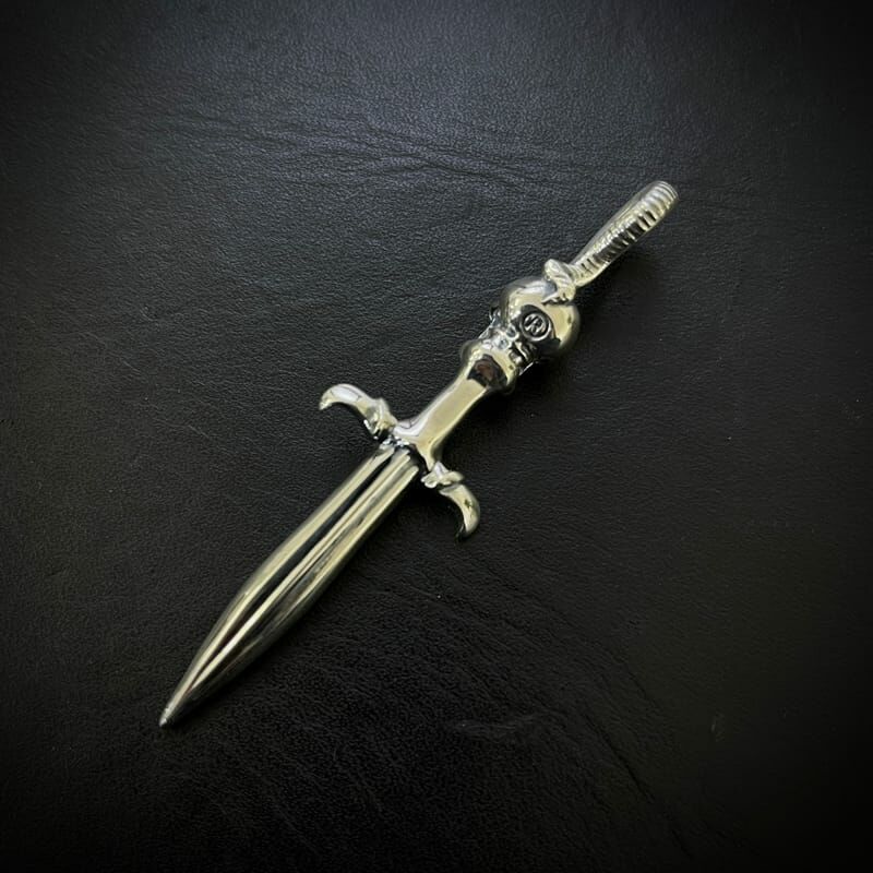 Serpentine Dagger Pendant L*