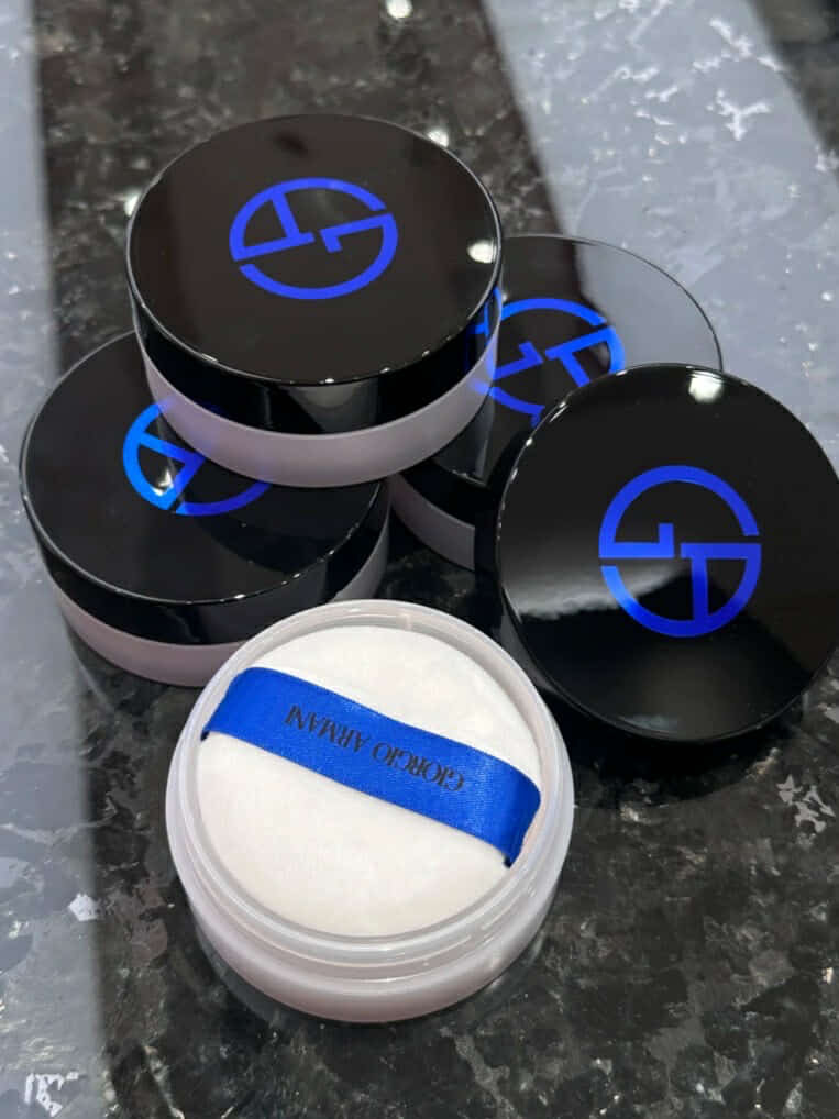 ARMANI 冰絲持妝水蜜粉