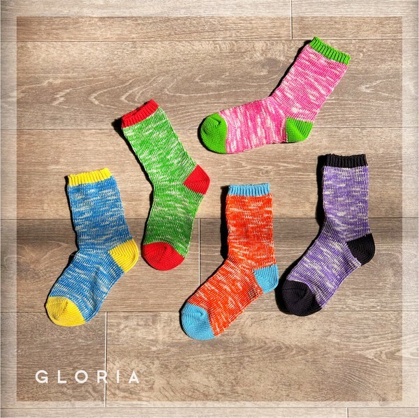 Gloria可愛雙色鬆弛感短襪