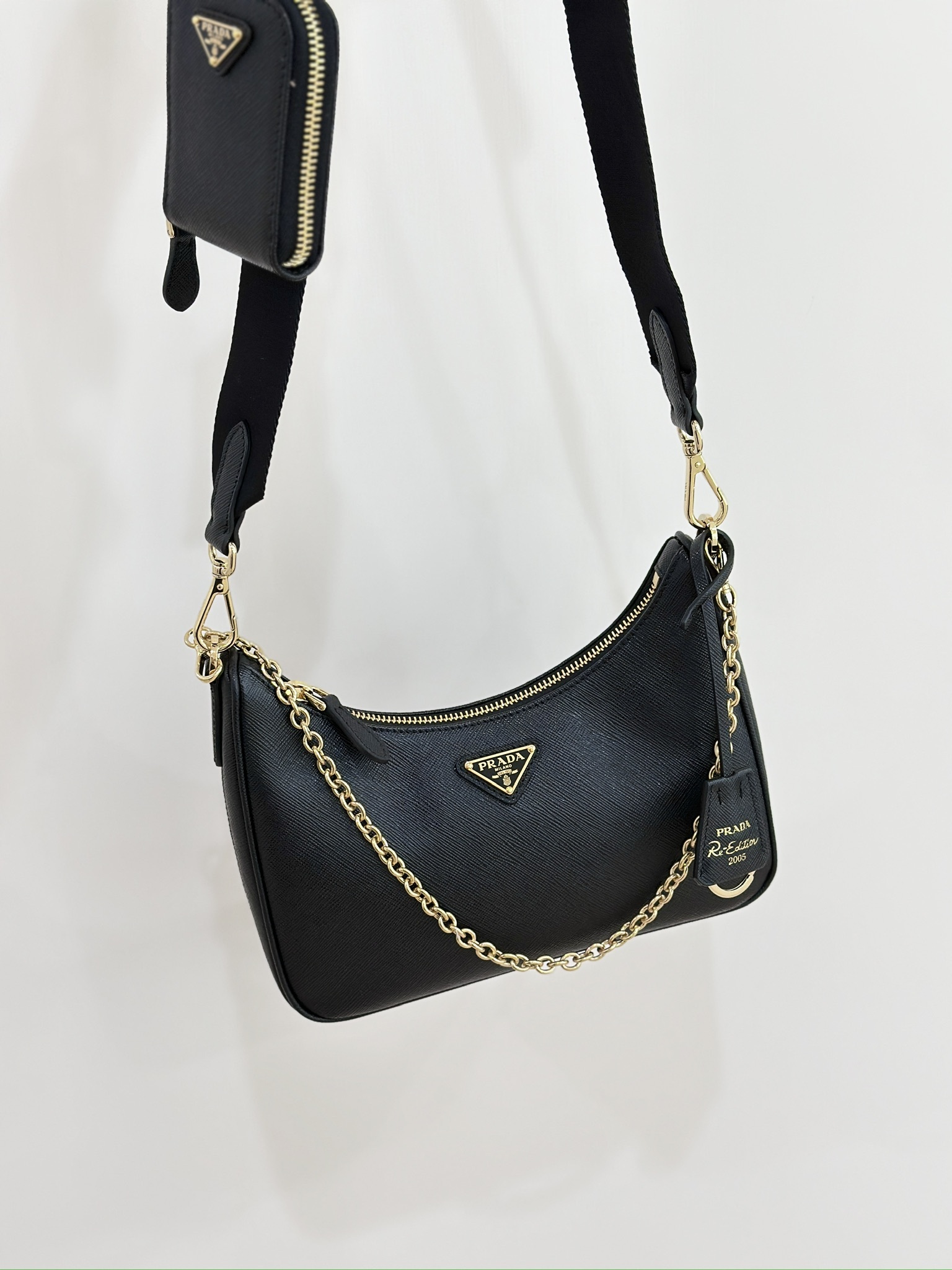 PRADA Re-Edition 2005 Saffiano Leather Bag