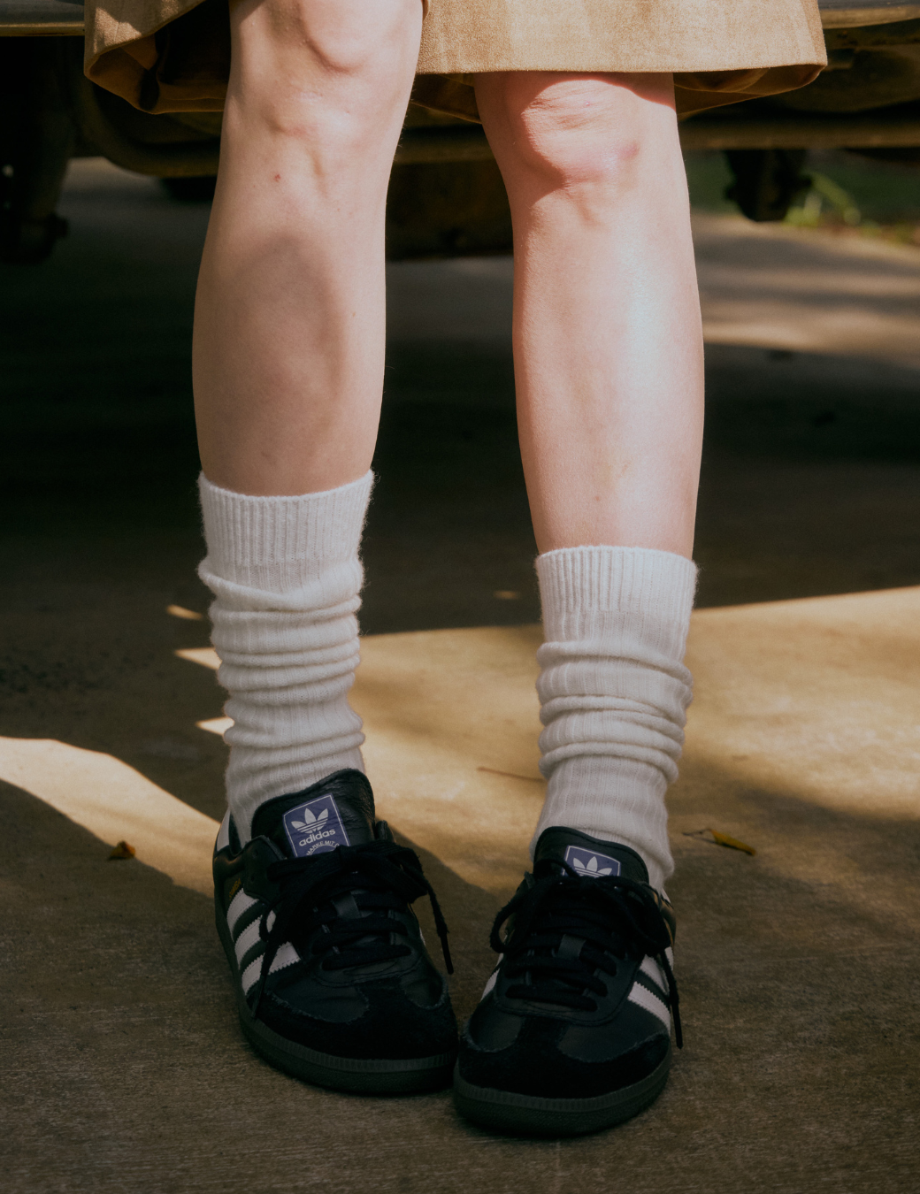 坑條羊毛中筒襪（4色）