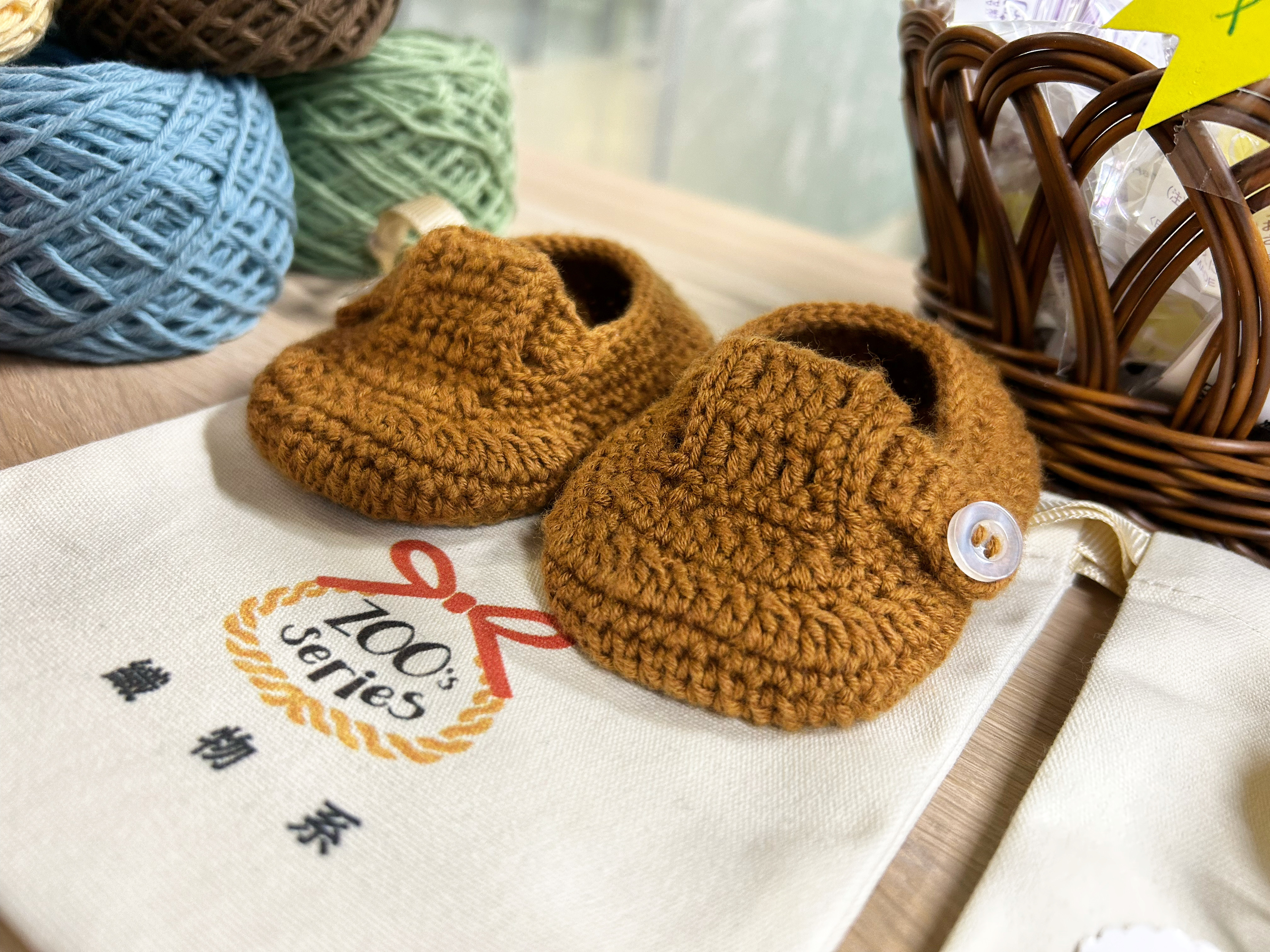 初 生 嬰 兒 鞋 仔 - 男 女 均 合 適