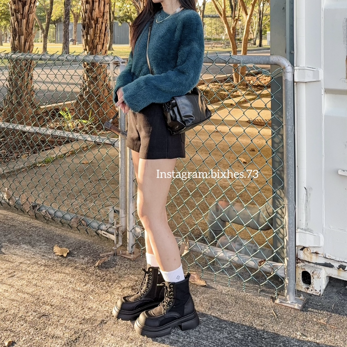 異材質拼接厚底靴(N00019)