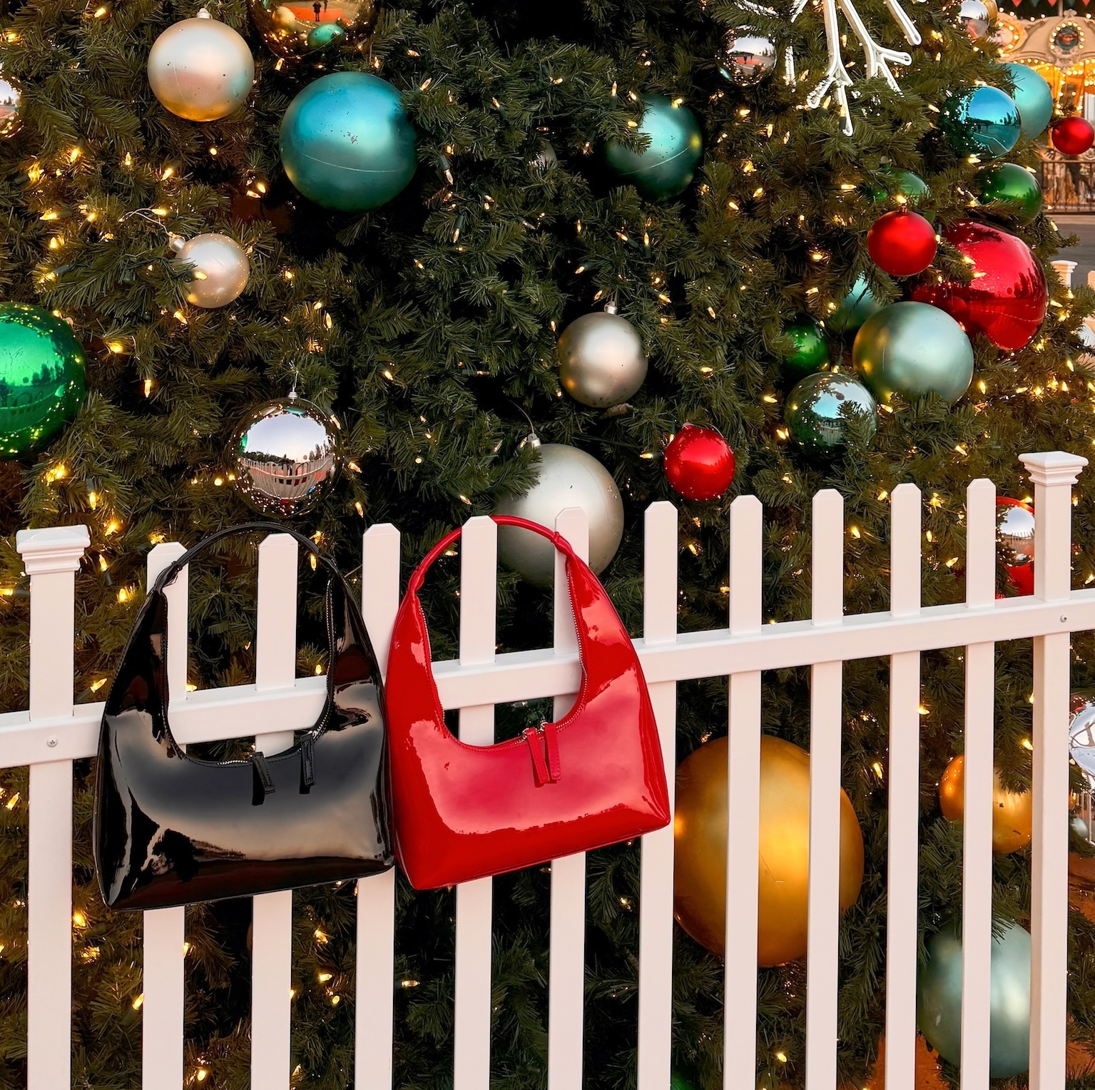 時髦擔當🥀漆皮亮面月牙包(2色)