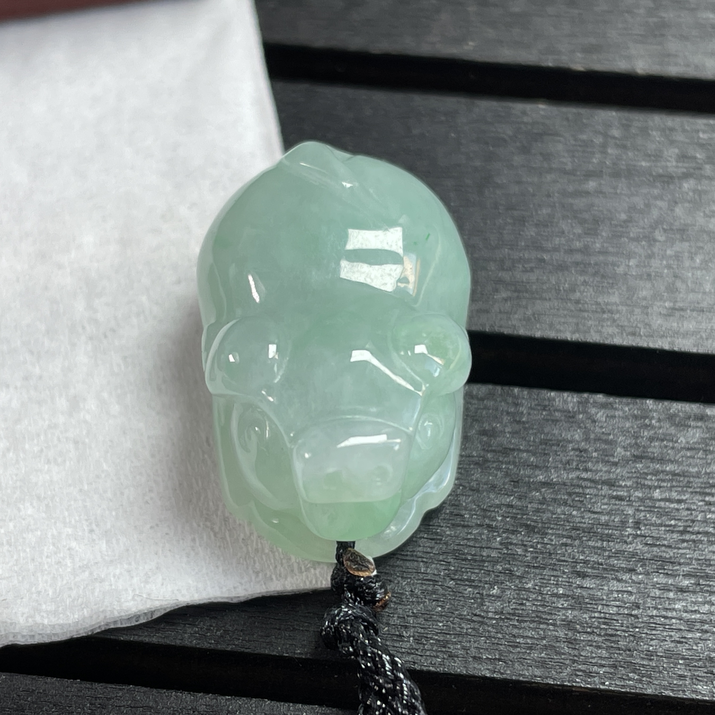 J2257 翡翠冰綠小福豬吊墜