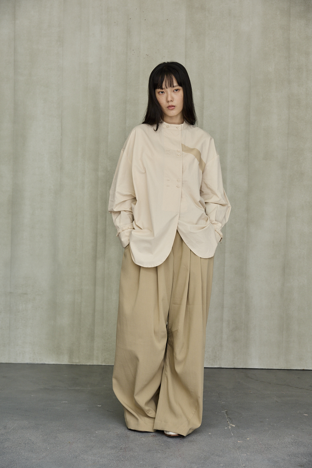 織帶拼接無領襯衫