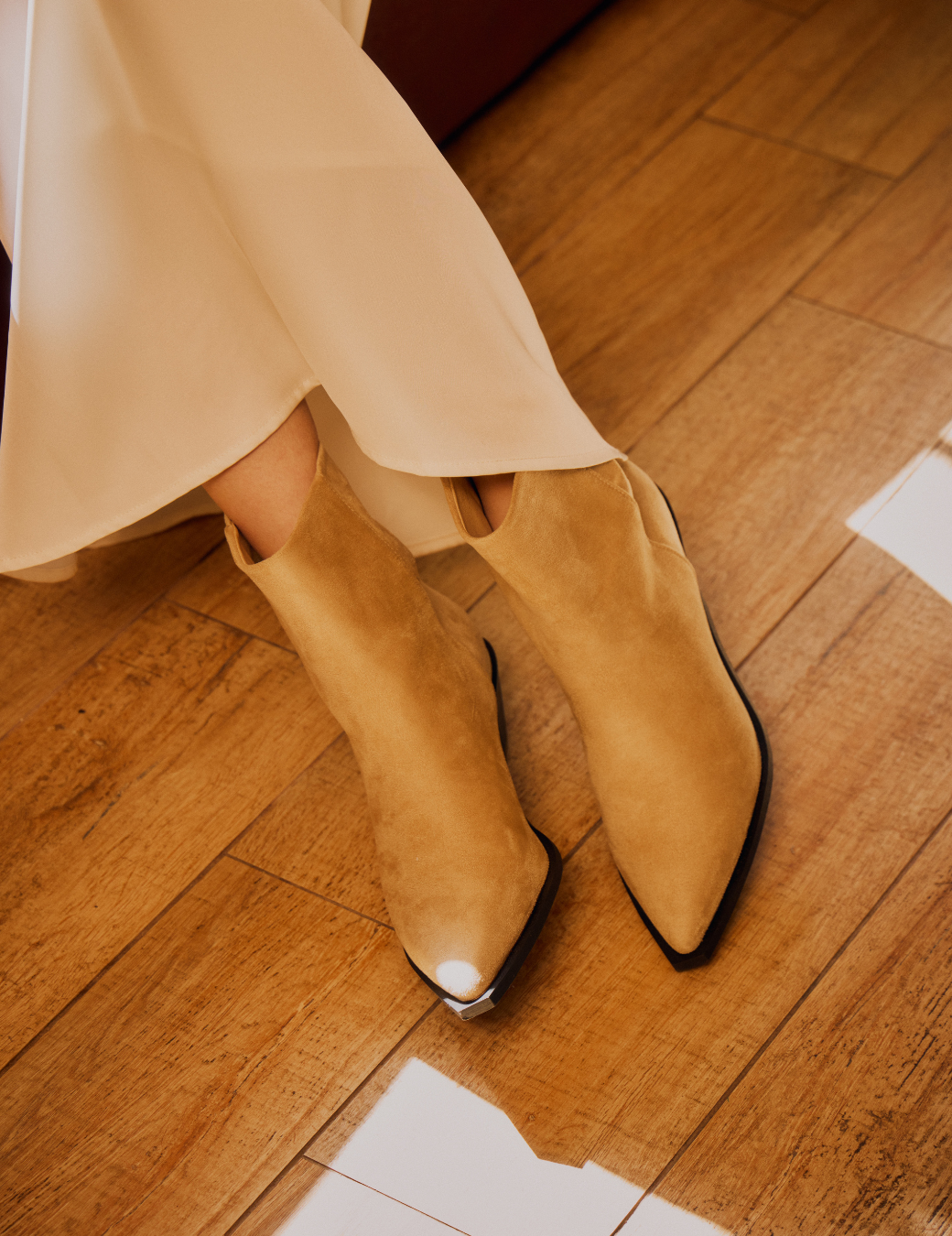 率性低筒跟短靴（2色）