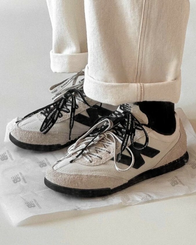 niko and… x New Balance 聯名慢跑鞋 黑白雙鞋帶 URC42NAL