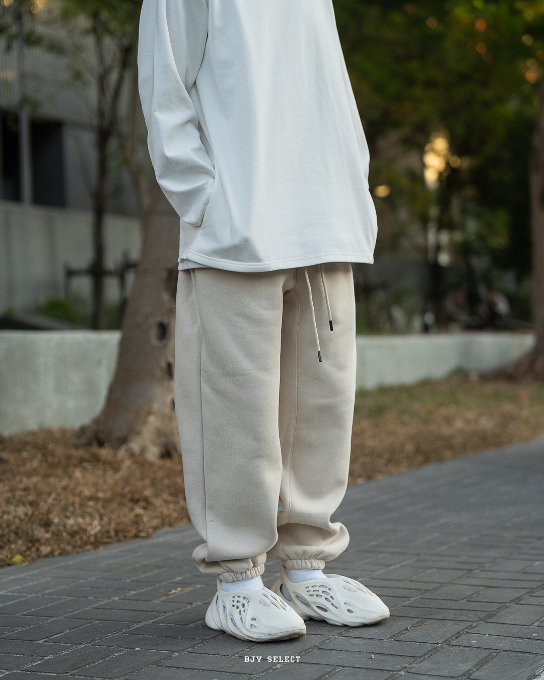 #現貨 Tailor collection 厚磅 挺版 鋪棉 縮口棉褲 四色