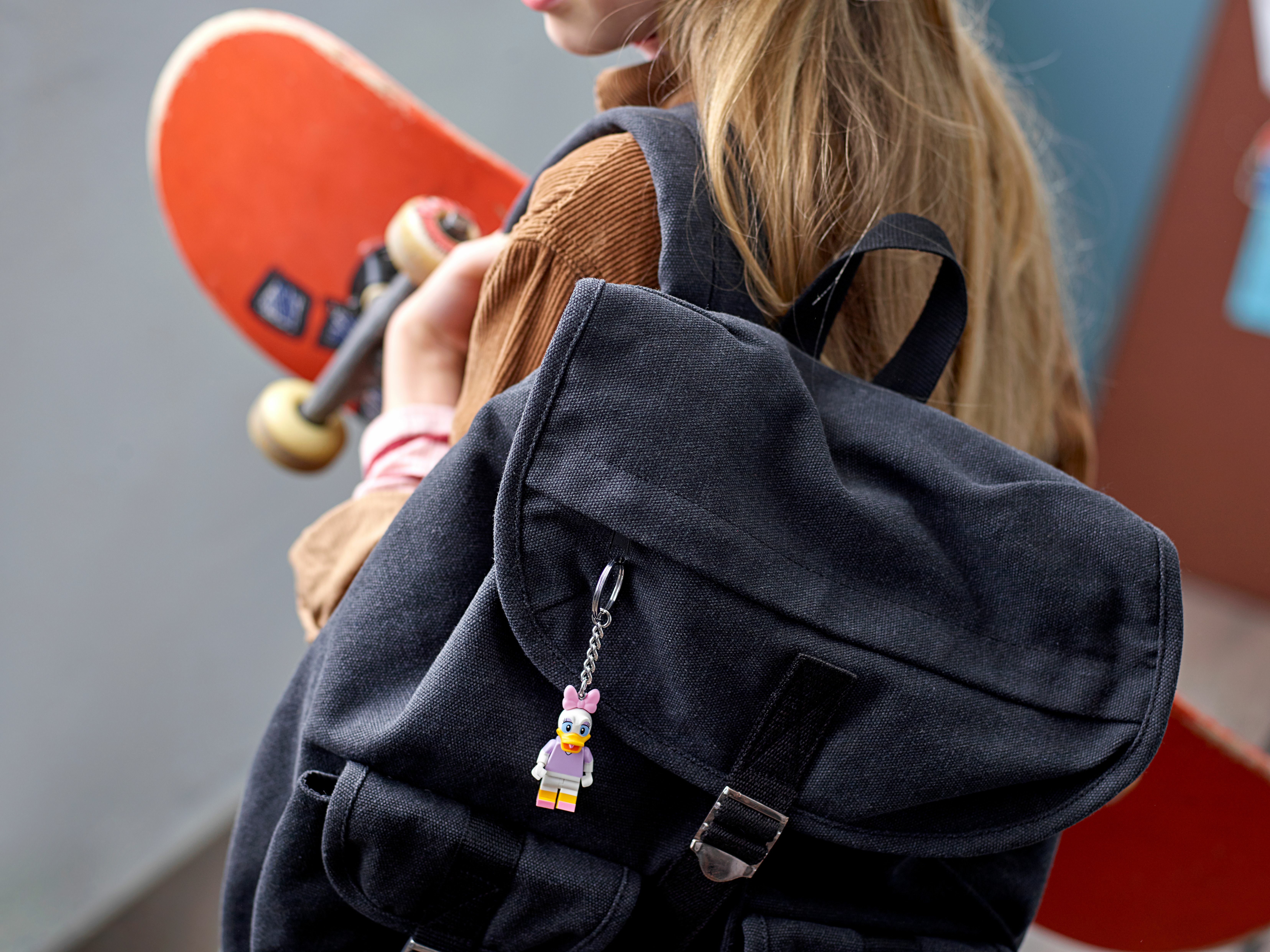 854112 Daisy Duck Key Chain