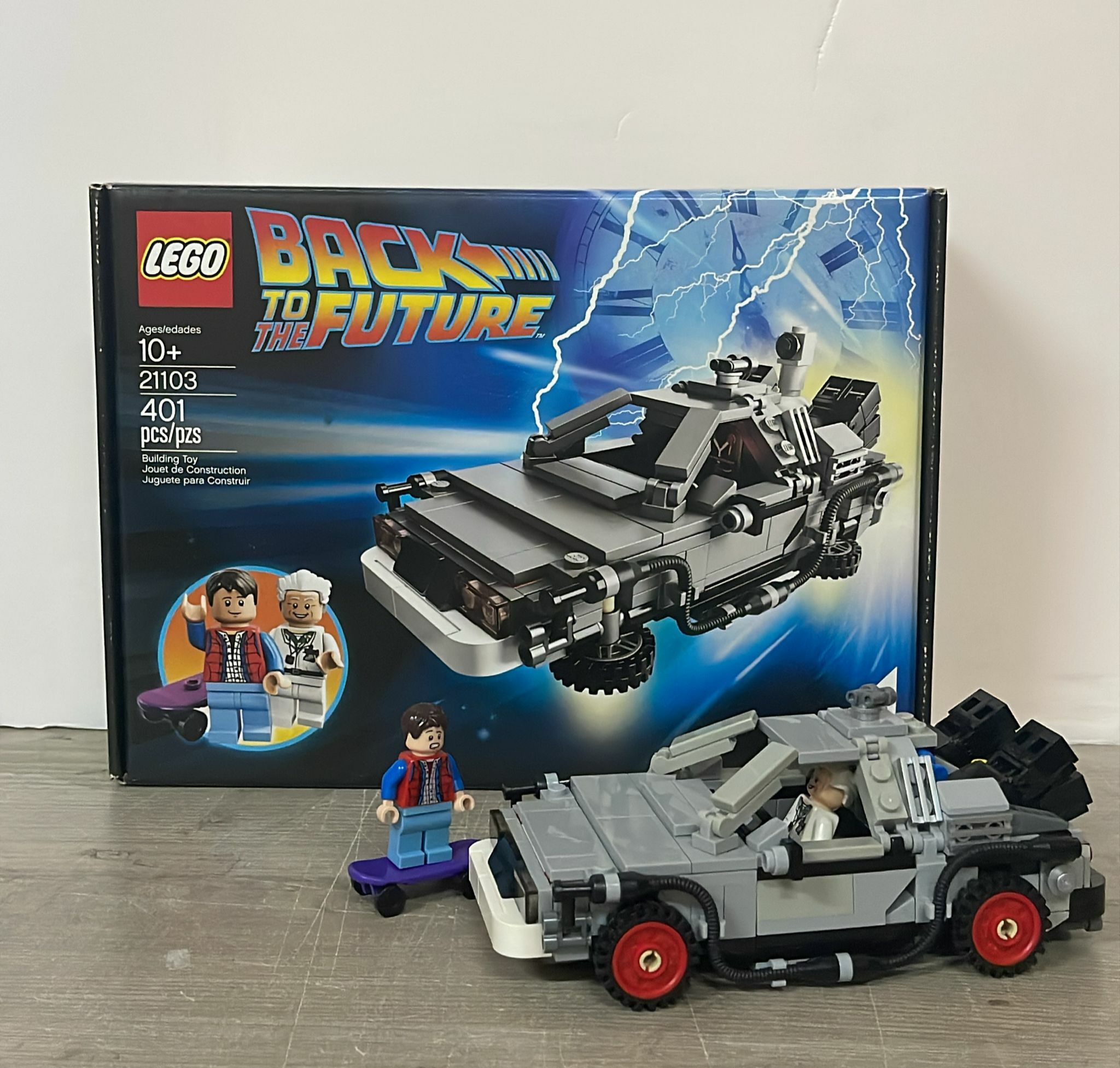 (出售已砌) LEGO 21103 The Delorean Time Machine Building Set  (有說明書，不保證齊件）