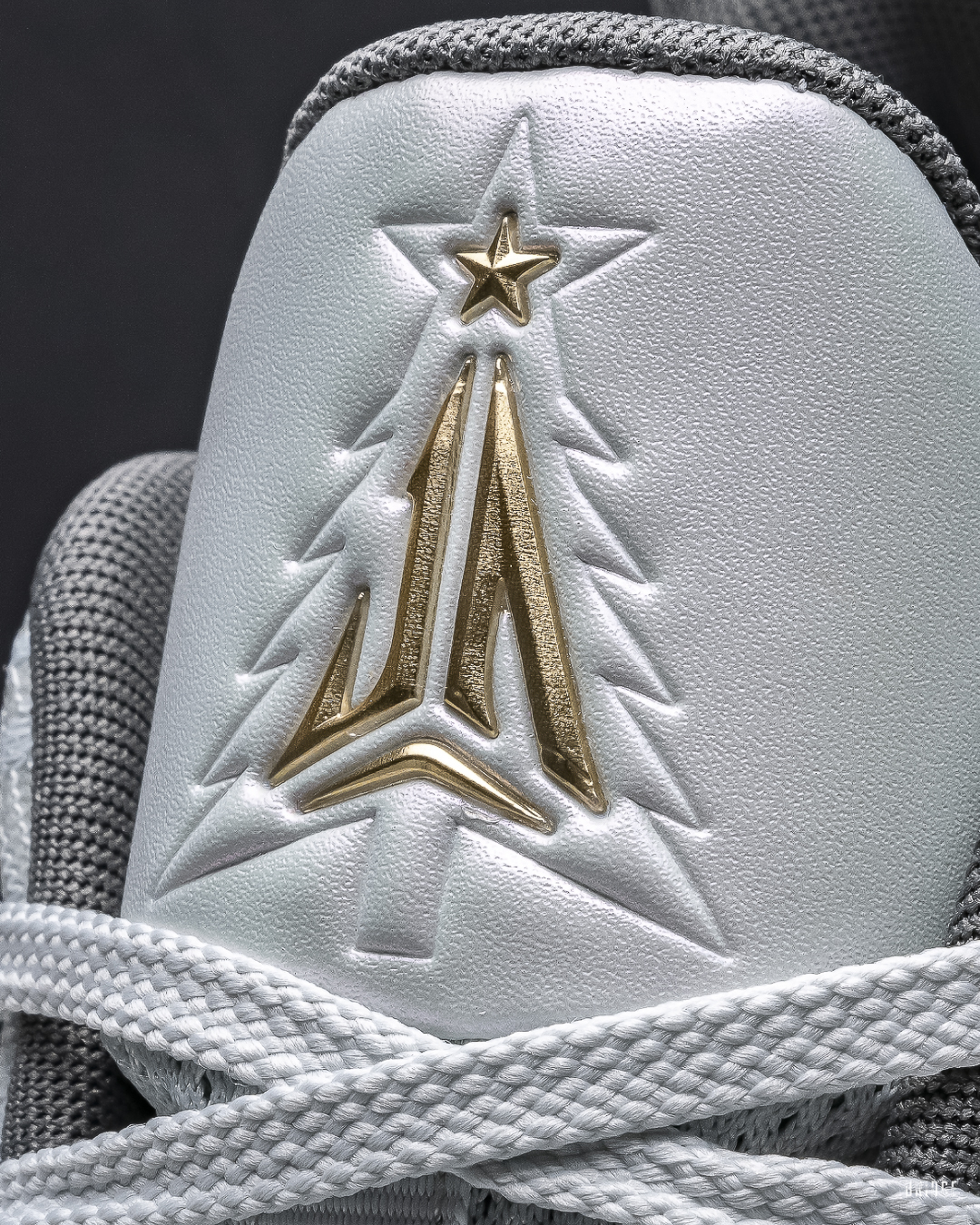 『聖誕限定 Ja2 金銀實戰頂鞋 🎄』Nike Ja 2 “X’Max Tree Topper” EP