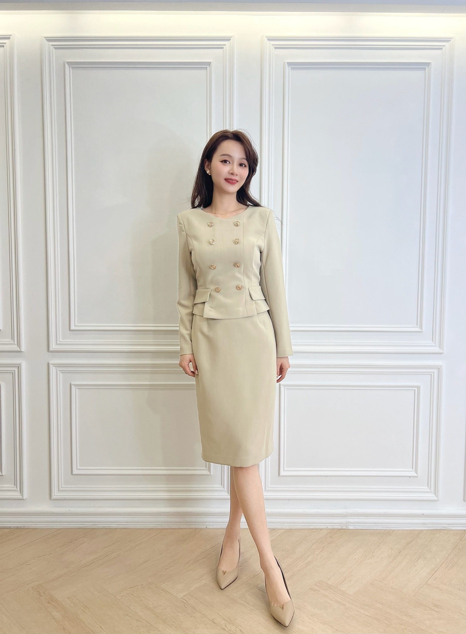 腰間設計雙排金釦合身洋