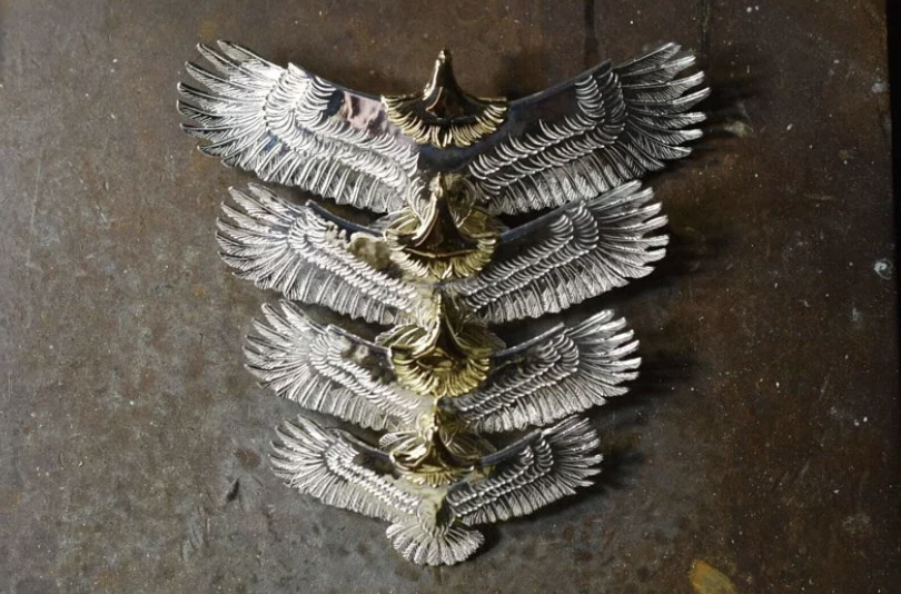 LIGHT Series Eagle w/ 18K Head