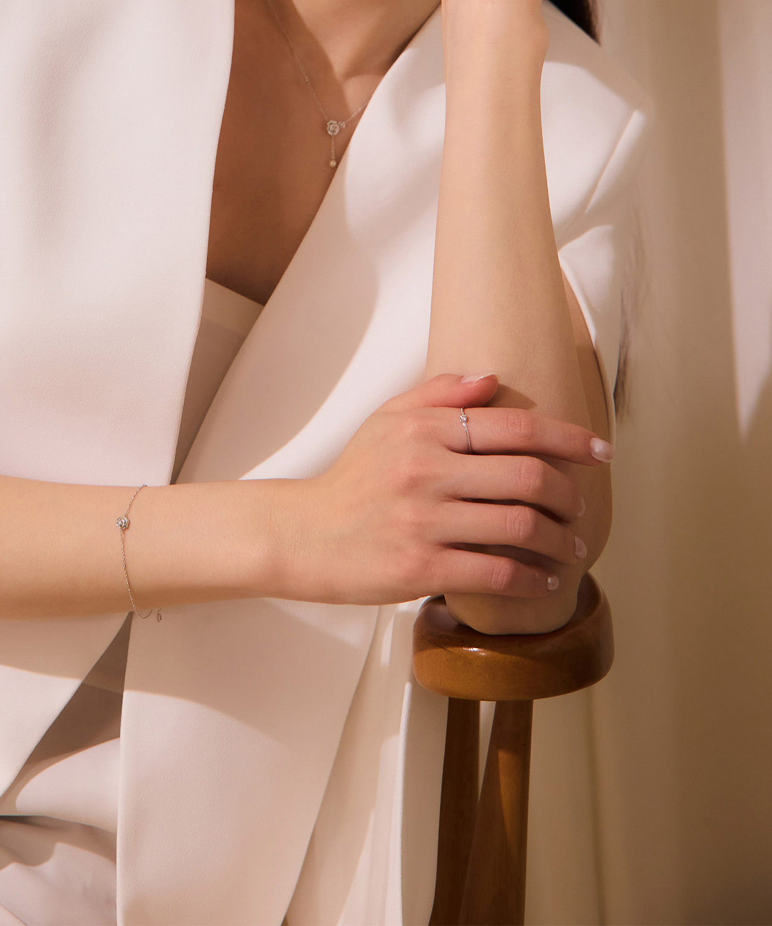 美の女神アフロディーテ シルバーリング 獅子座＞シルバーオブシディアンリング｜リング｜アガット 公式