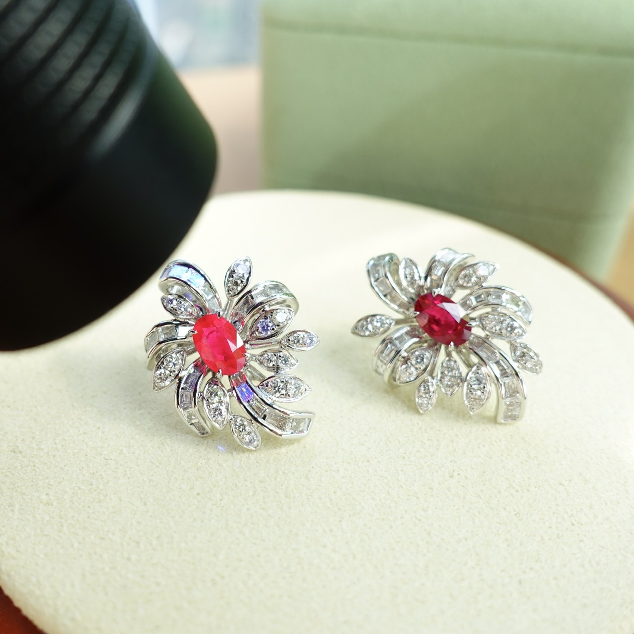 18K金緬甸鴿血紅紅寶石鑽石耳釘