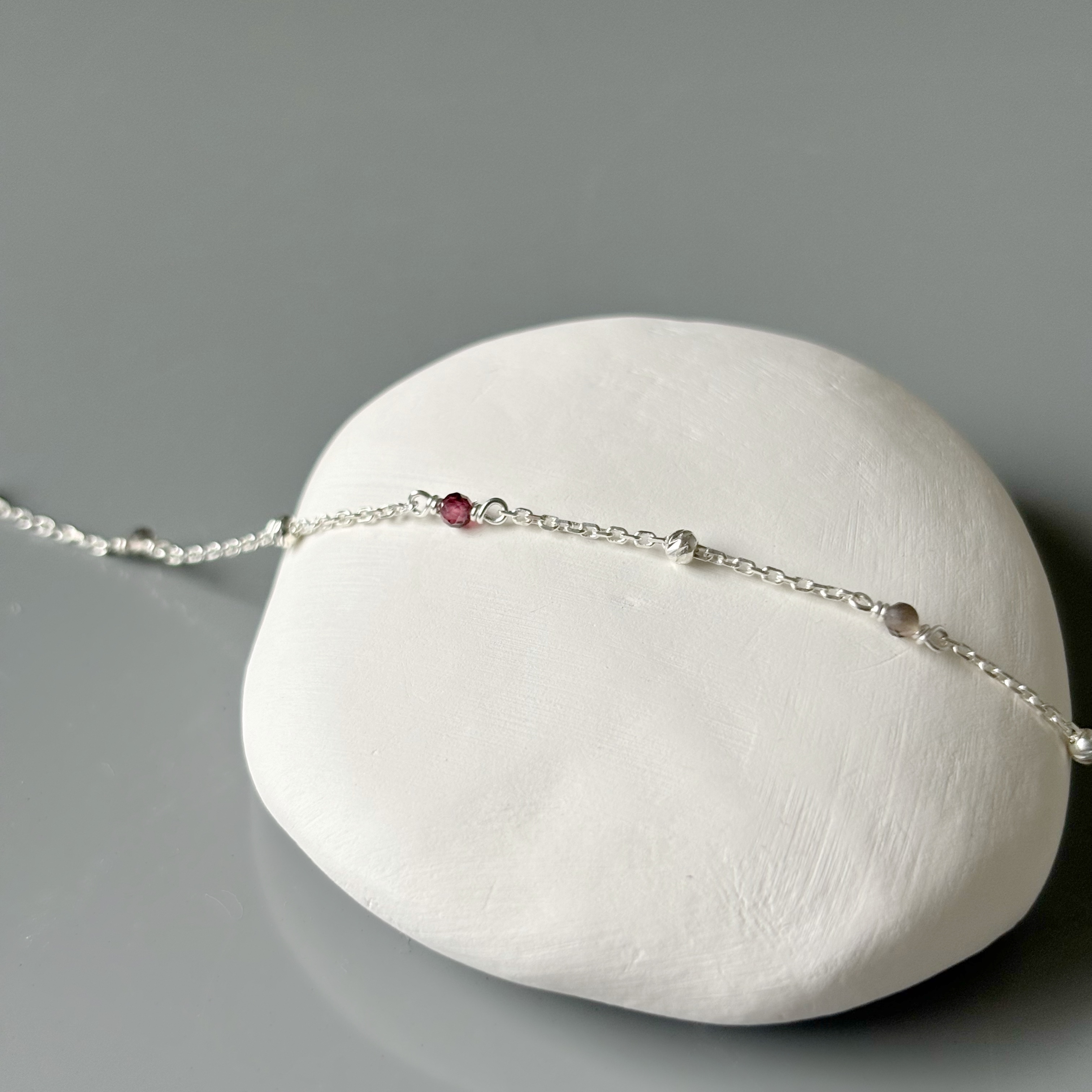 石榴茶晶cutting ball手鍊