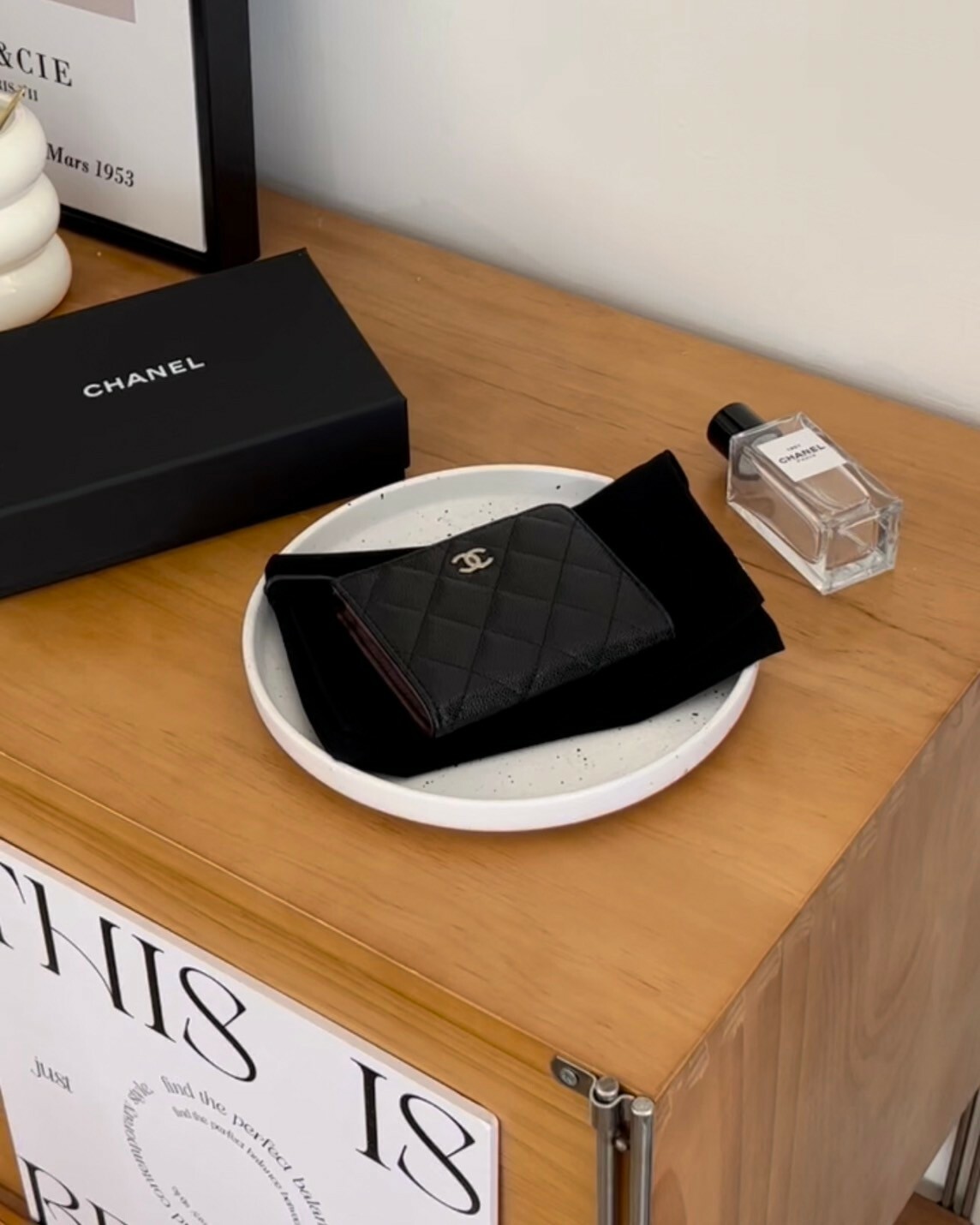 CHANEL｜荔枝紋L型拉鍊短夾 黑金