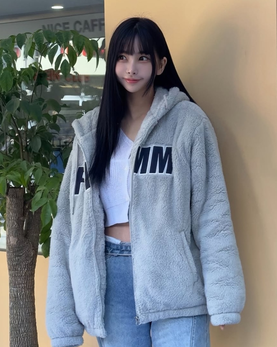 【現貨】Fcmm 韓國限定 胸口大字 仿羊毛 毛絨 保暖 外套 四色