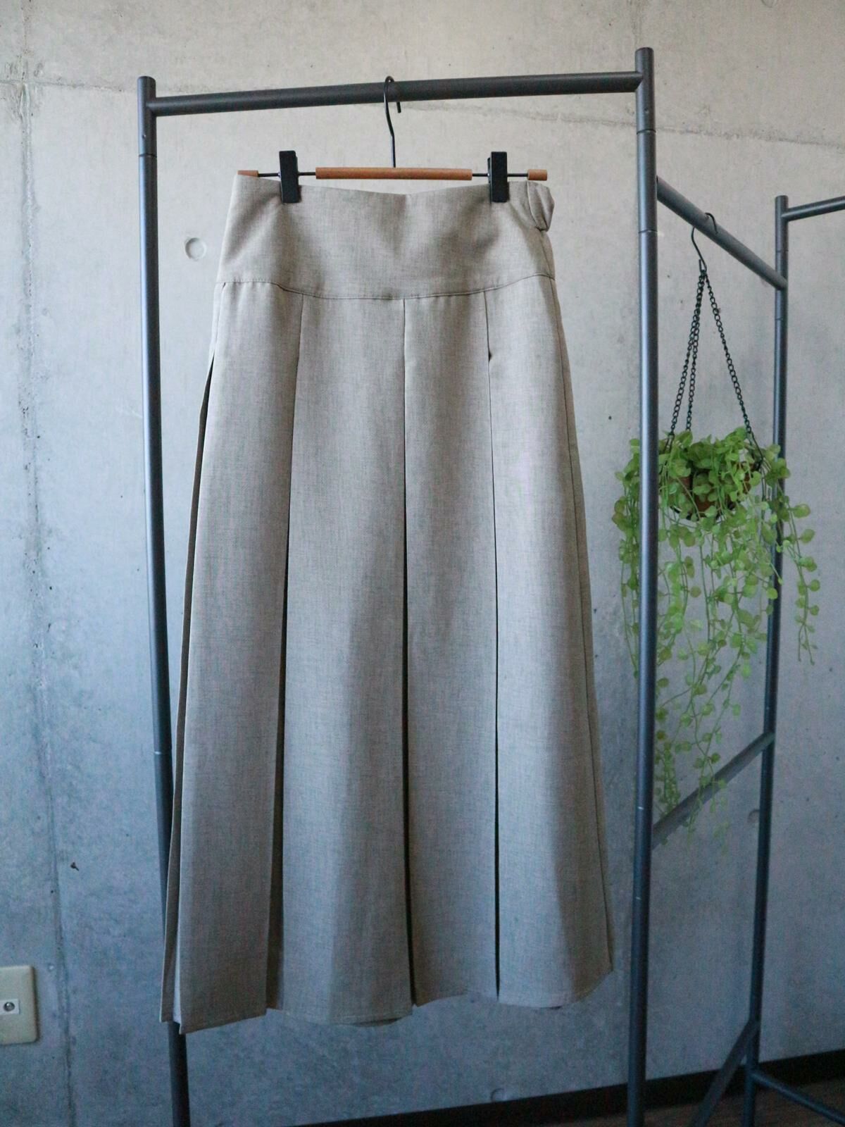 ｛Special Price} 米灰色箱形褶皺紋理面料長裙【日本直送】