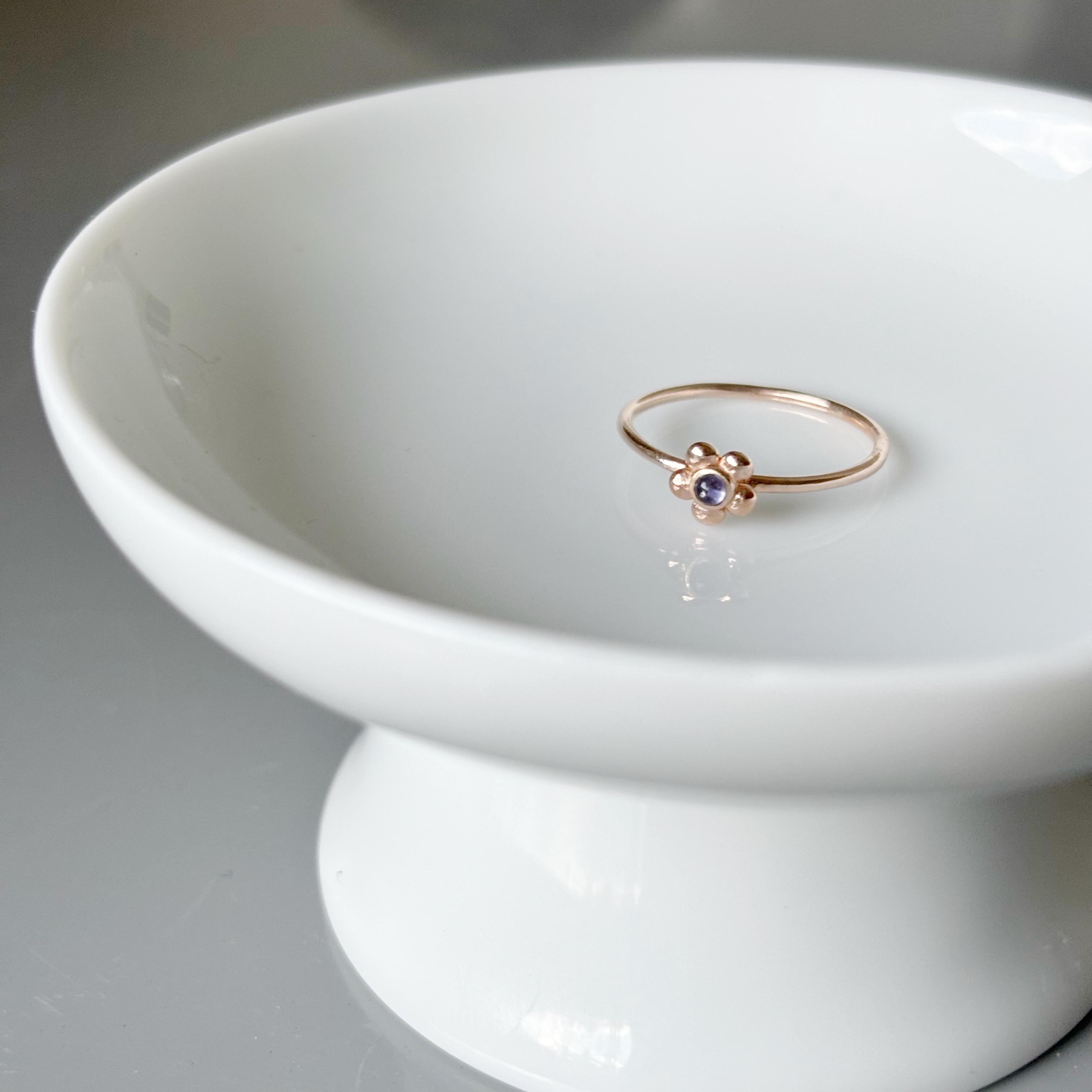 小花菫青石戒指