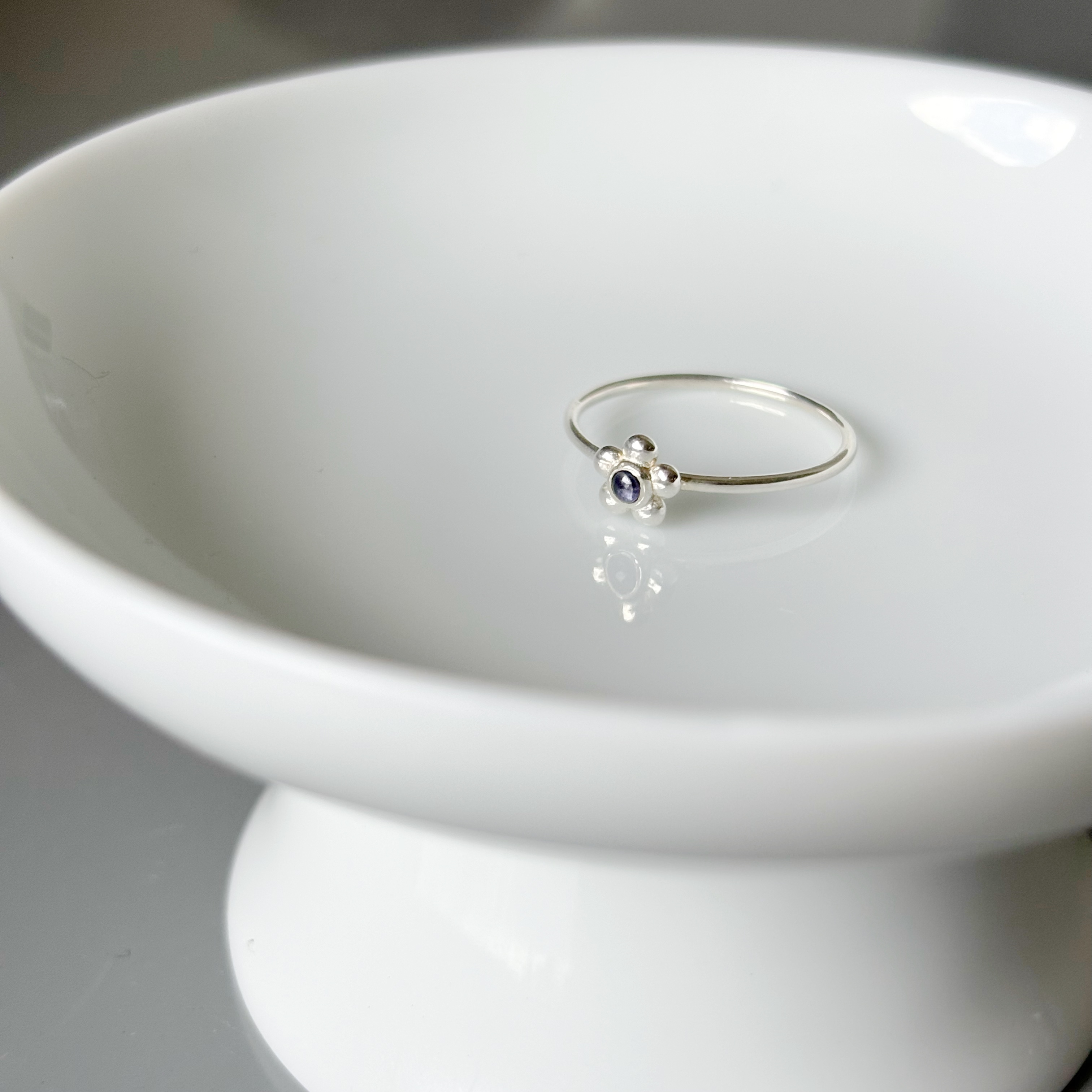 小花菫青石戒指