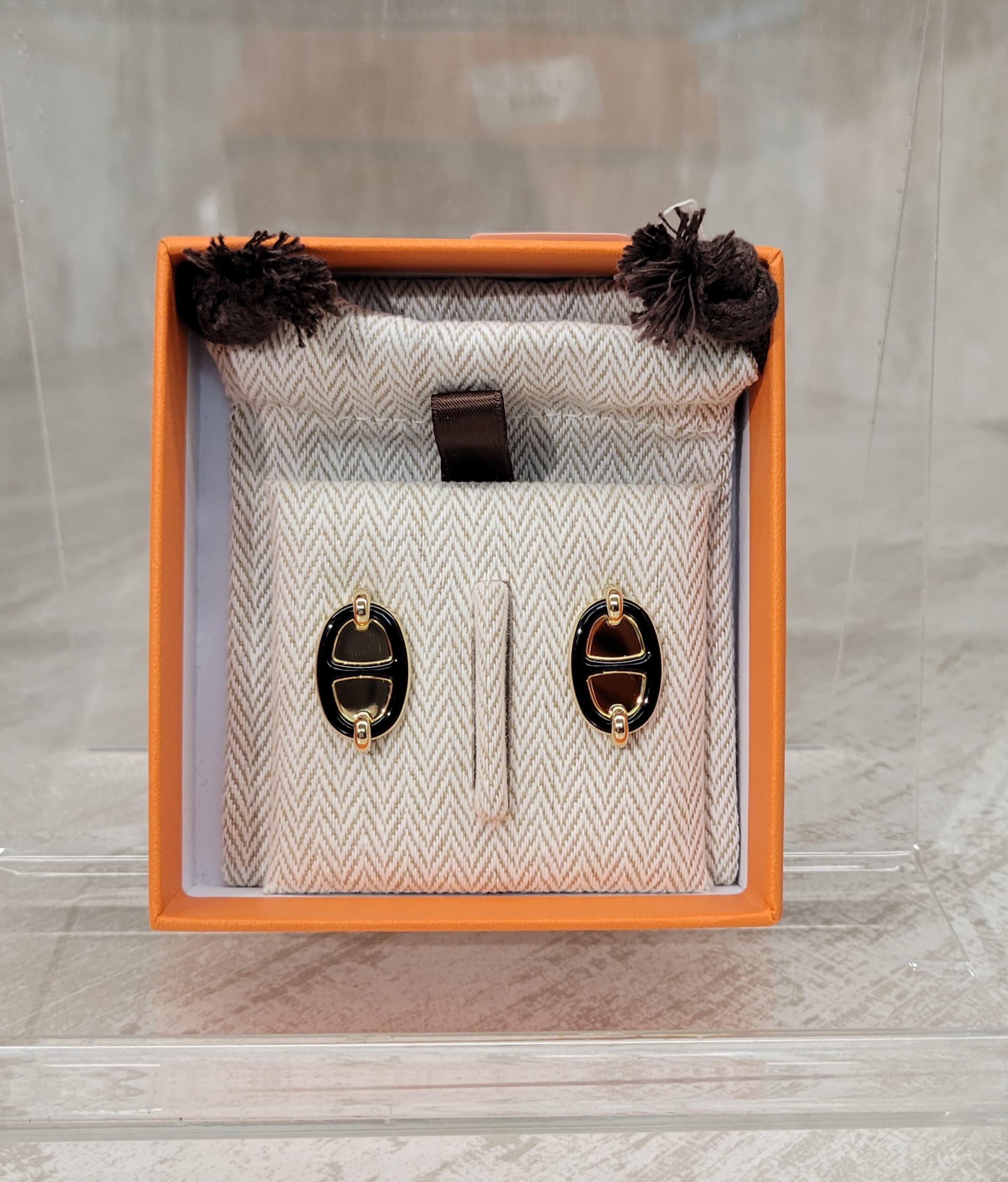 Hermes mini maillon earrings noir F 豬鼻耳環 黑金