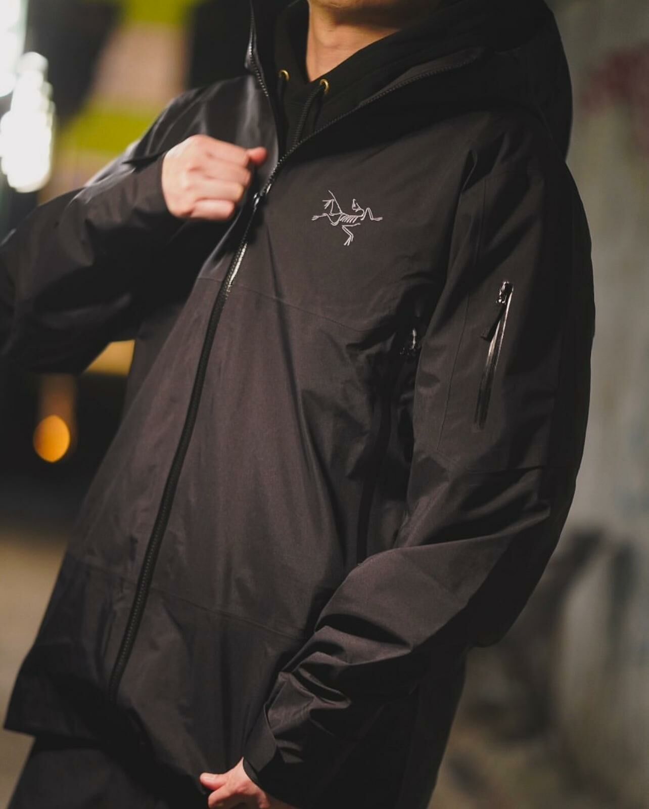{現貨} Arc'teryx Sabre Jacket BLACK