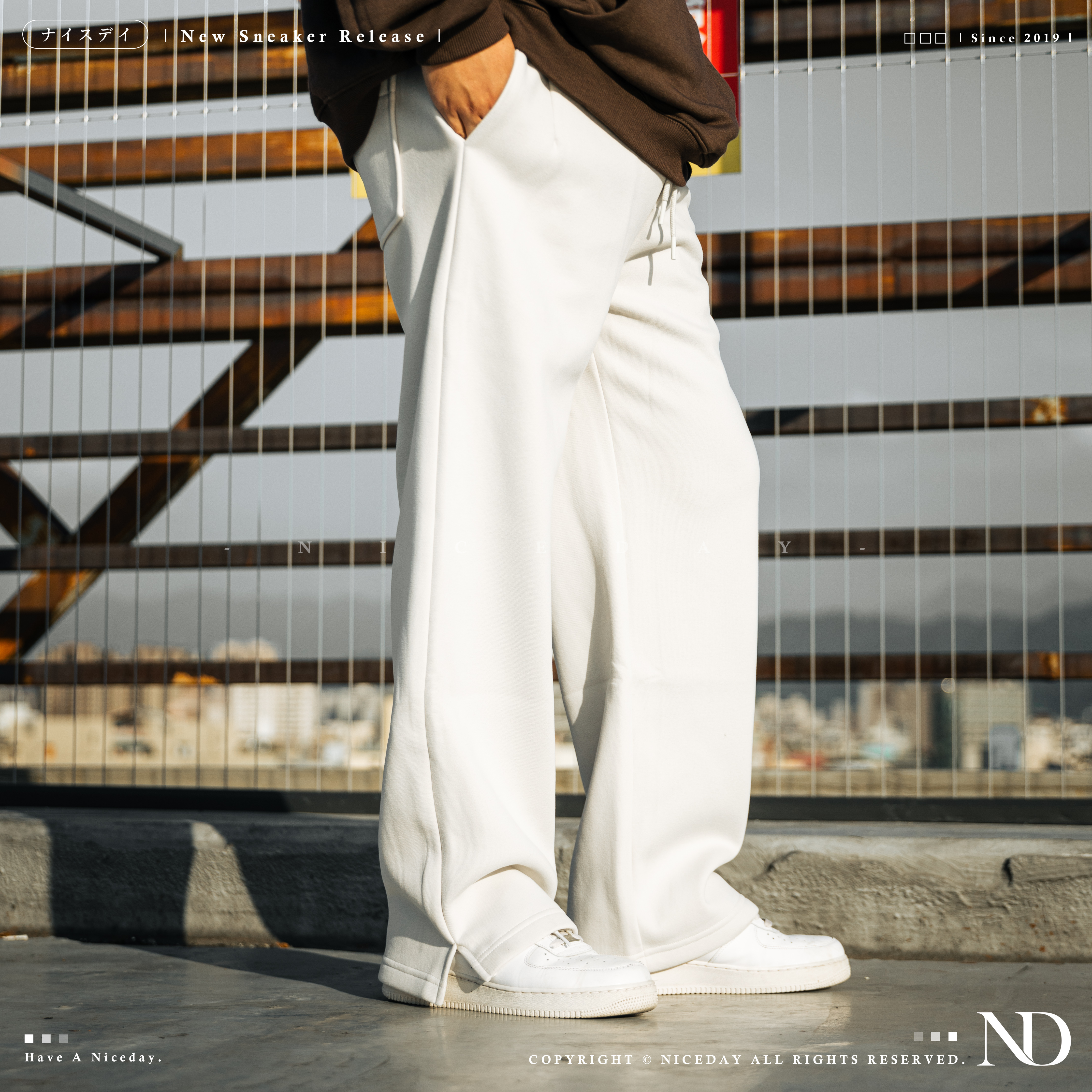 NICEDAY 預購 冬季加絨加厚休閒直筒長褲 垂墜感 抗皺 保暖 開叉 黑 白 兩色