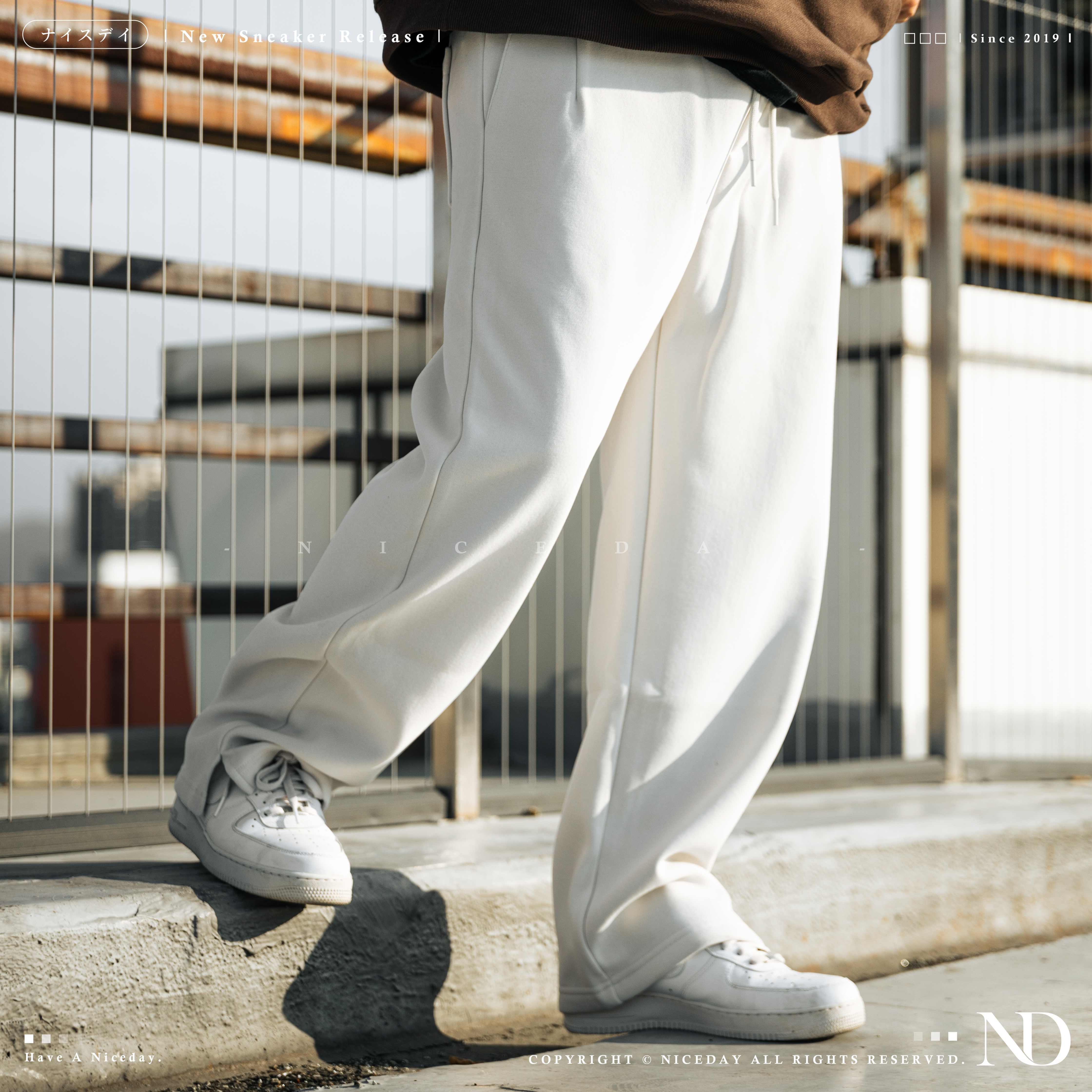 NICEDAY 預購 冬季加絨加厚休閒直筒長褲 垂墜感 抗皺 保暖 開叉 黑 白 兩色