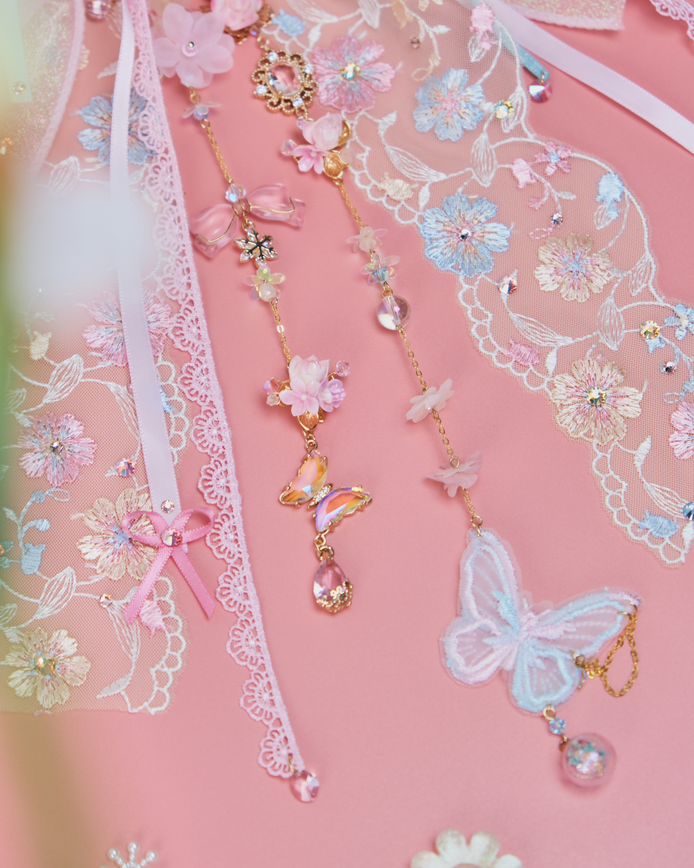 11504 蕾絲蝴蝶結兩用髮夾（配可拆式吊咀蝴蝶結鴨嘴夾）