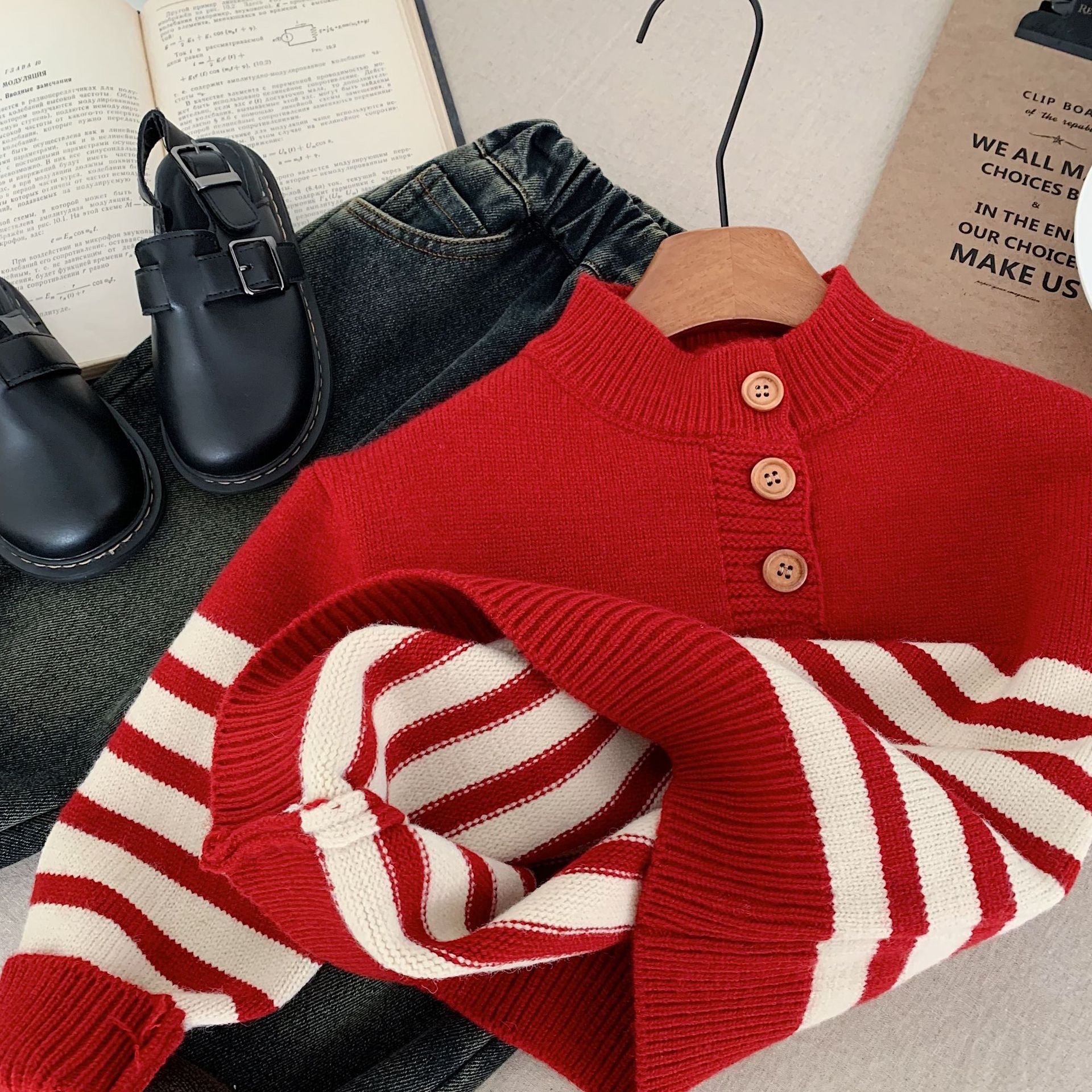 紅色條紋針織上衣