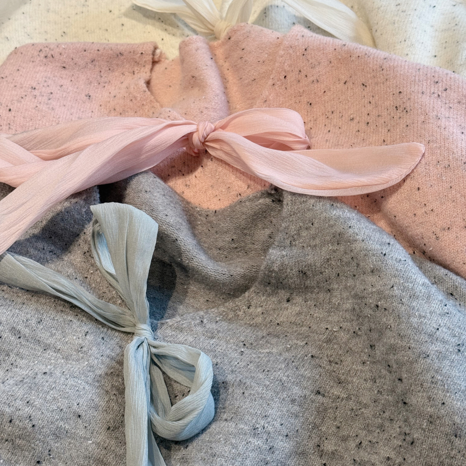 【愛上混色】DOMISS燕麥混織蝴蝶結毛衣 羊絨毛衣 (現貨)