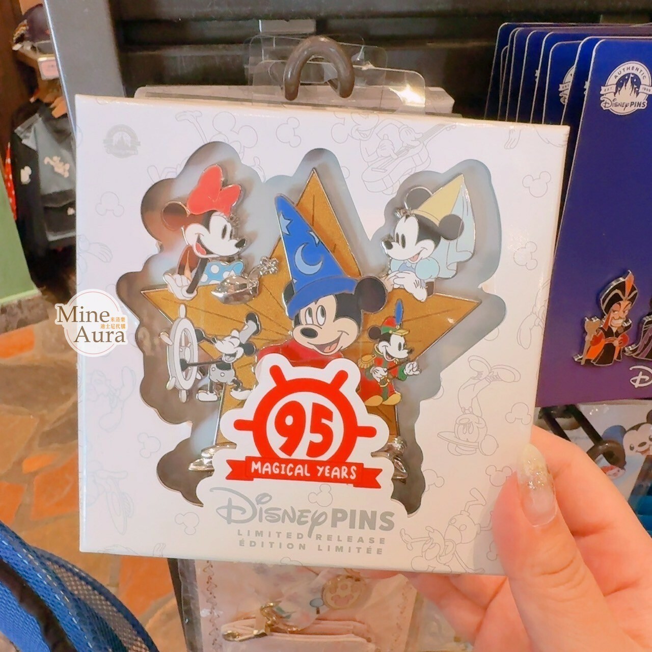 95周年限定 米奇 Mickey 米妮 Minnie 經典造型 徽章 PIN -香港迪士尼樂園