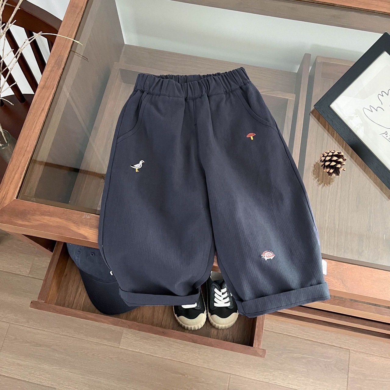 叢林刺繡休閒褲