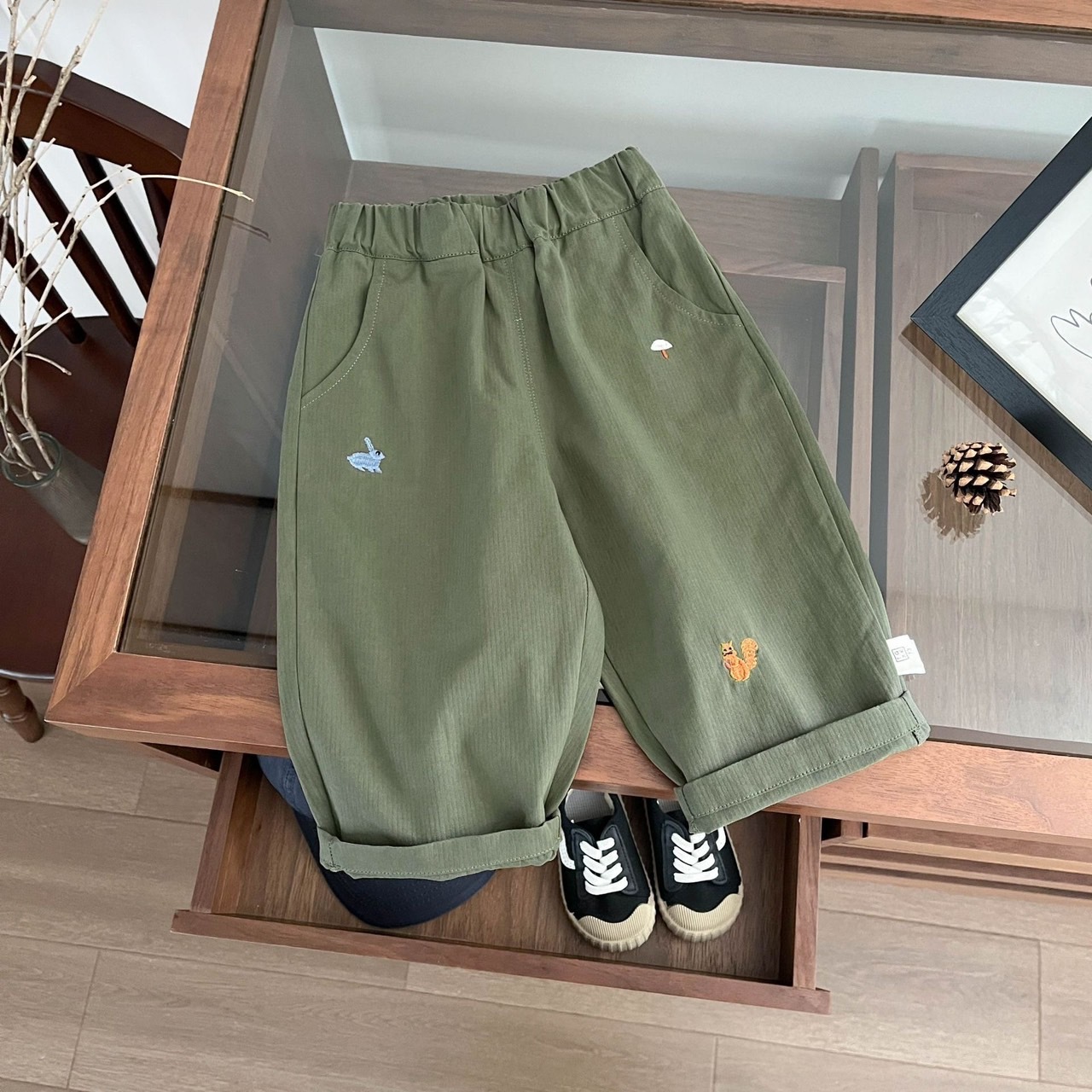 叢林刺繡休閒褲