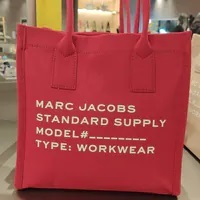 [S] MARC JACOBS 4S4HTT001H02-629 CANVAS PLAIN LOGO LARGE TOTE,SAVVY RED, 196611176187 (SMJ400)
