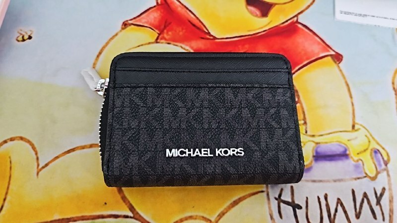 [S] MICHAEL KORS 35H9STVZ2B JET SET TRAVEL MD ZA CARD CASE,BLACK, 193599706474 (SMK1070)