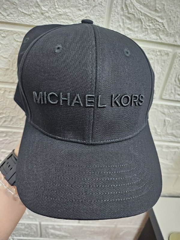 [S] MICHAEL KORS OT4003435Z FALL 24 EMBROIDERED LOGO LETTERING BALL CAP,BLACK, 197005141941 (SMK1071)