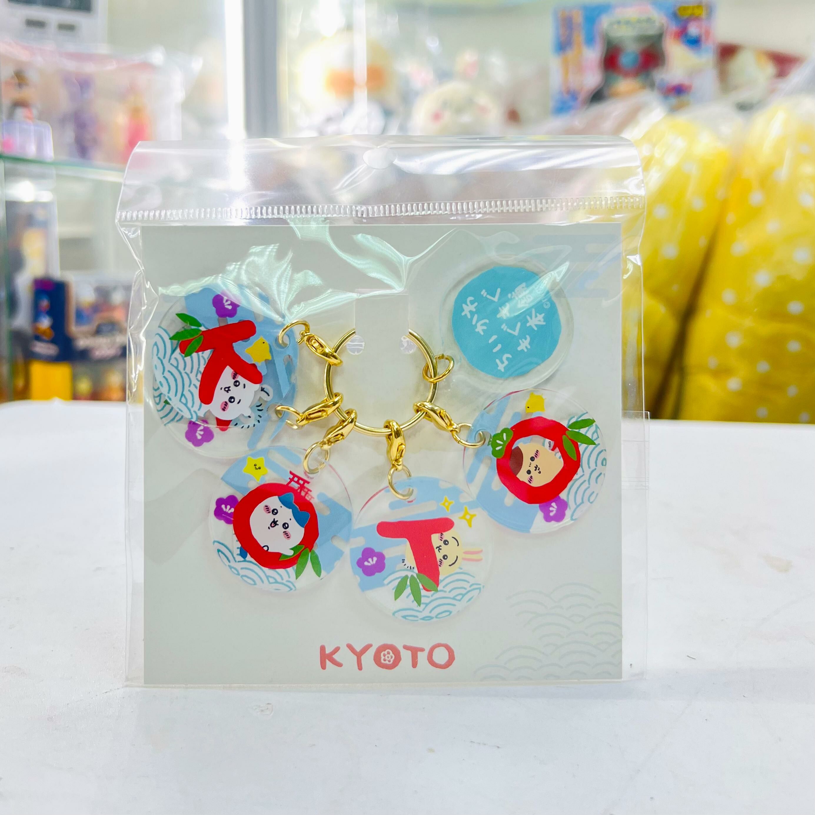 Chiikawa Tomoko Fushimi - 6-strand acrylic charm