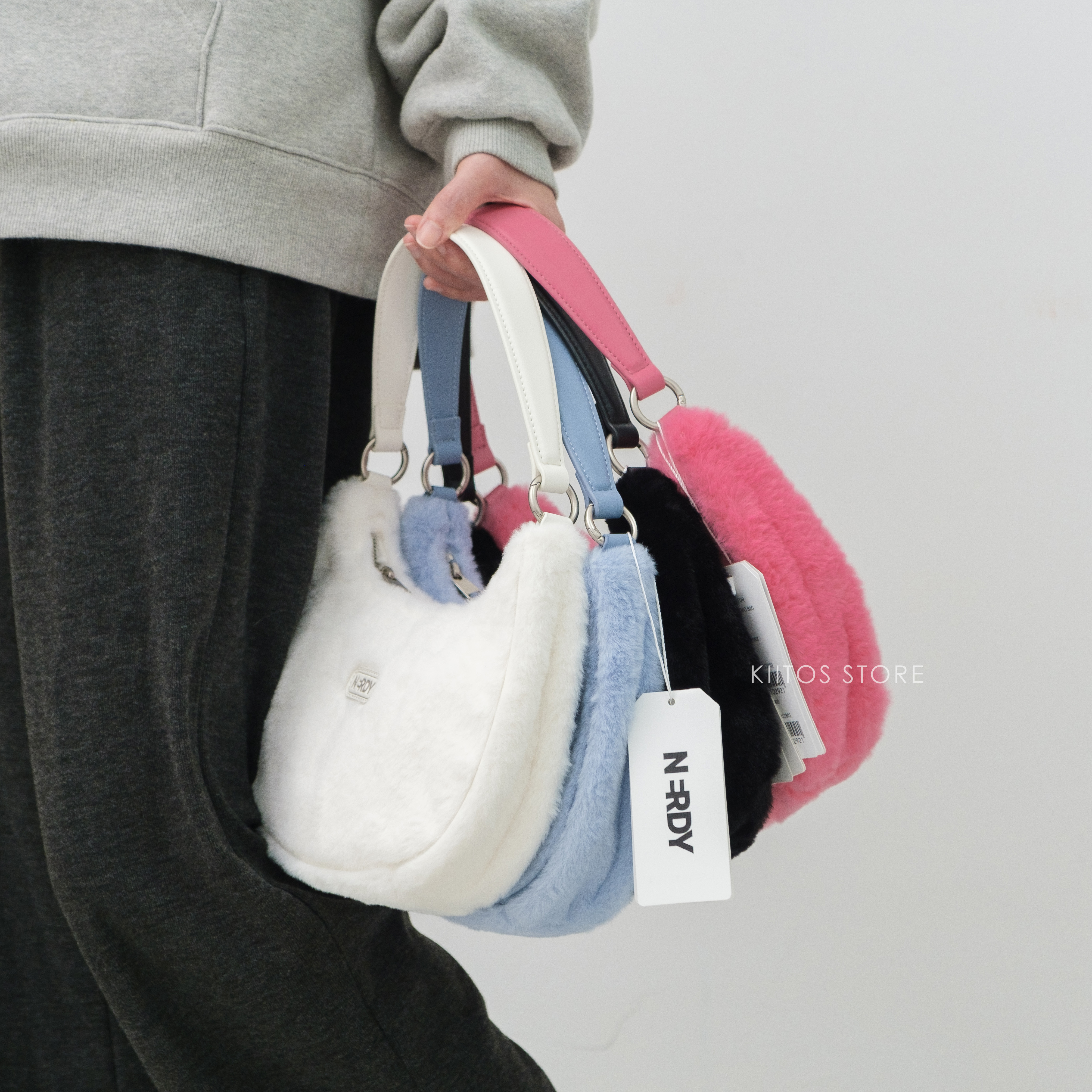 韓國代購NERDY 2024新款Eco Fur Two Way Hobo Bag 多背法側背