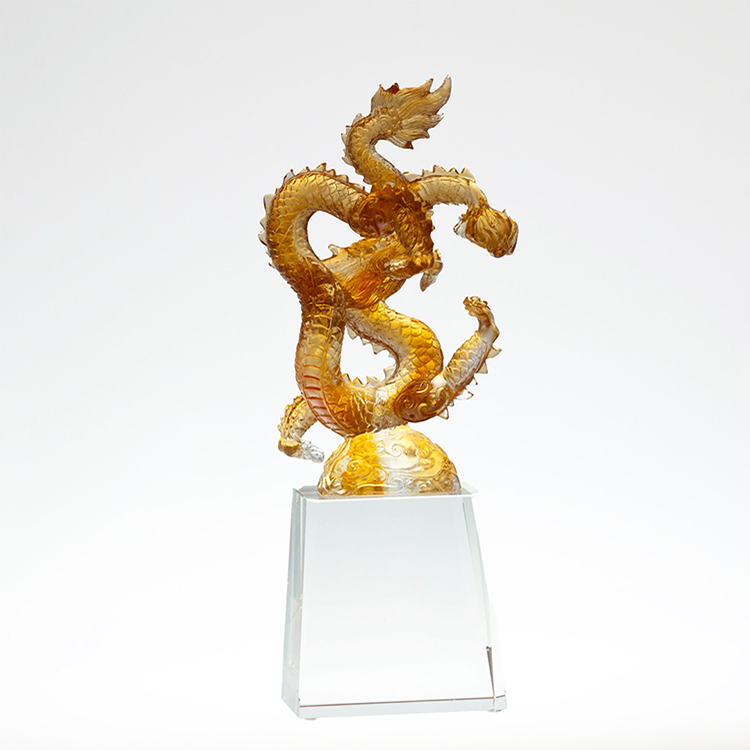 鹿港窯琉璃擺飾獎牌｜風生水起升騰小款  輝映成功的優雅藝術