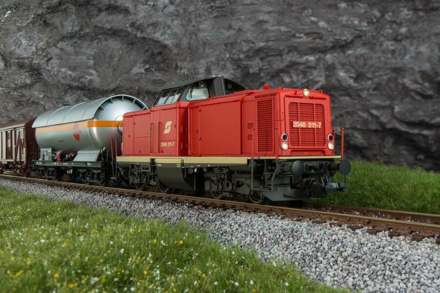 ESU 31574 HO規 2048 011, Era V 數位音效冒煙柴油車