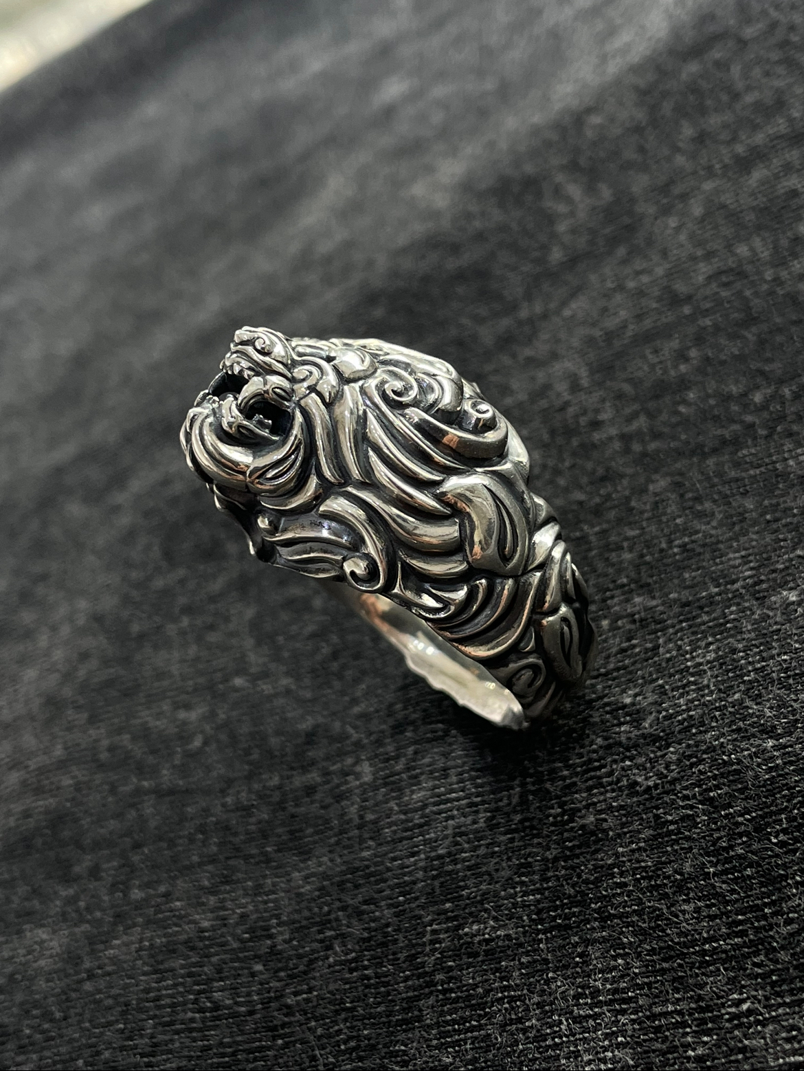 LO Lion Ring
