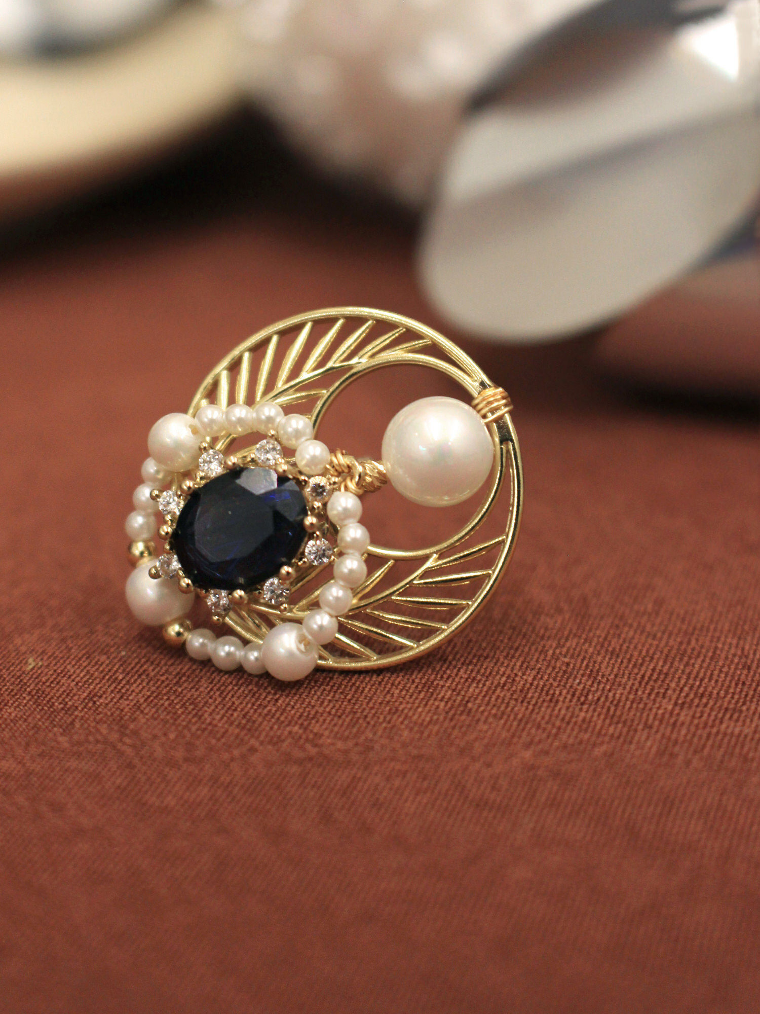 莫斯科情報員。MUCHAT手作14+18KGP鏤空珍珠水晶戒指